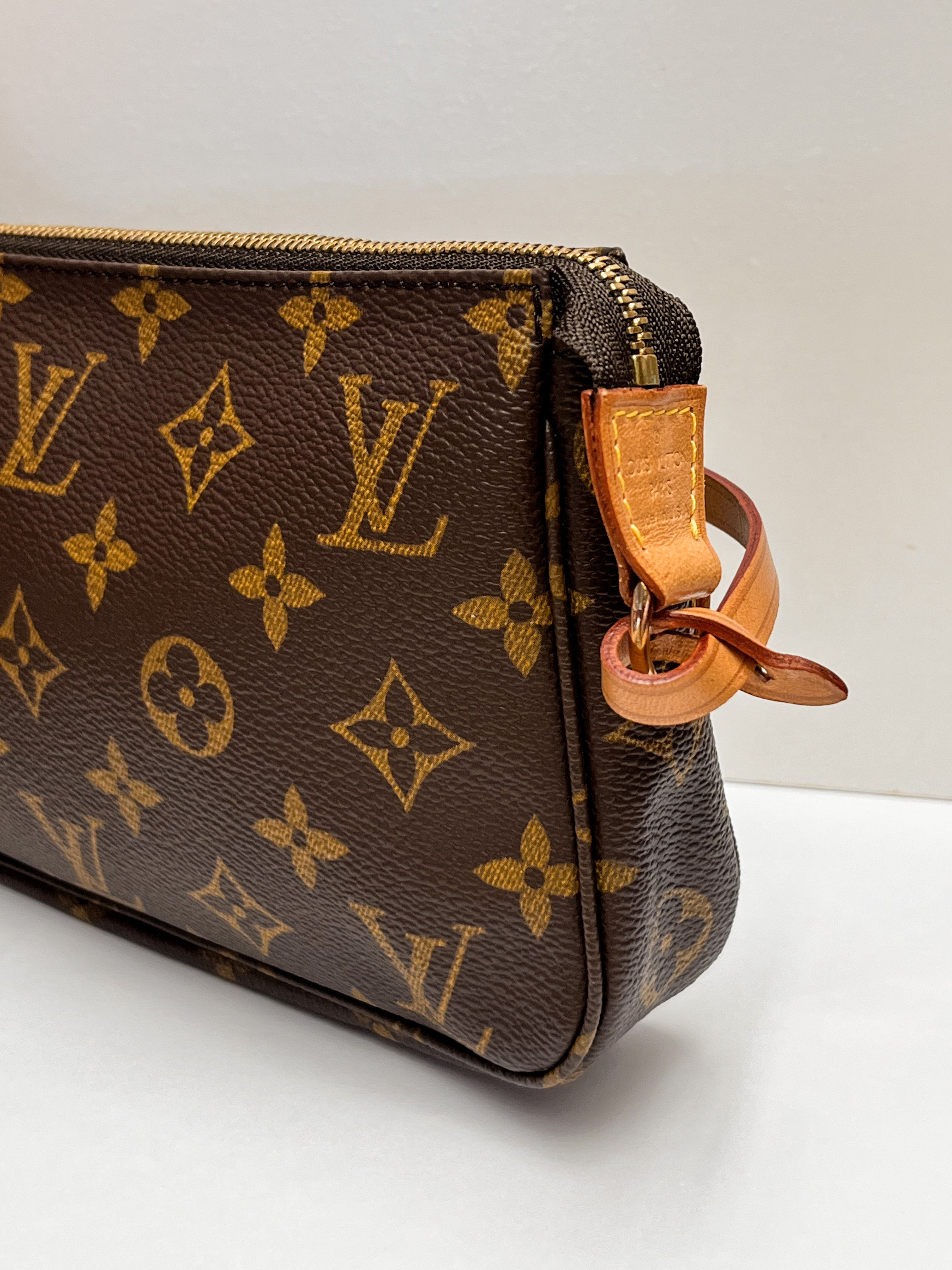 Louis Vuitton Monogram Canvas Pochette Accessoires