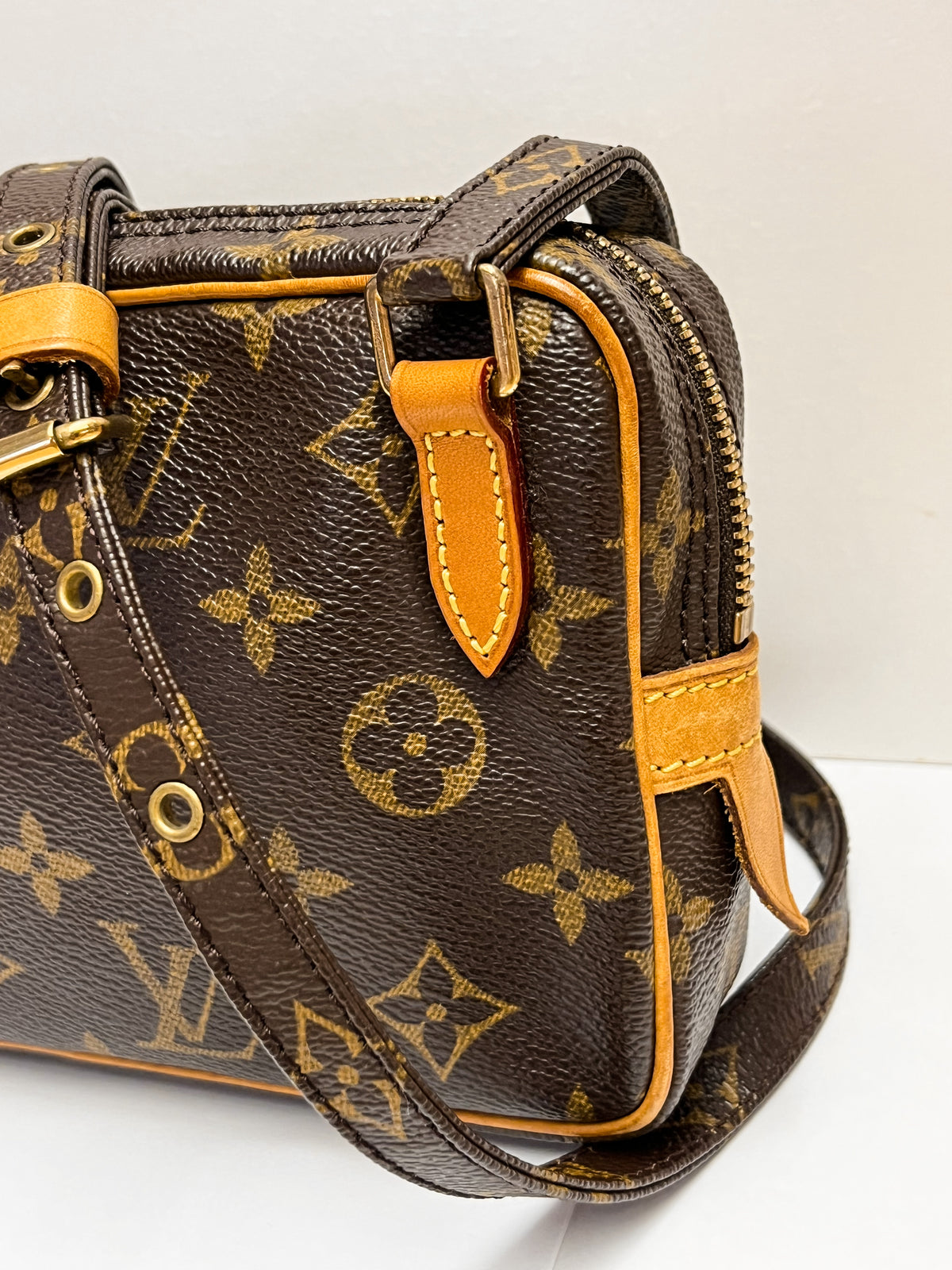 Louis Vuitton Pochette Marly Bandouliere