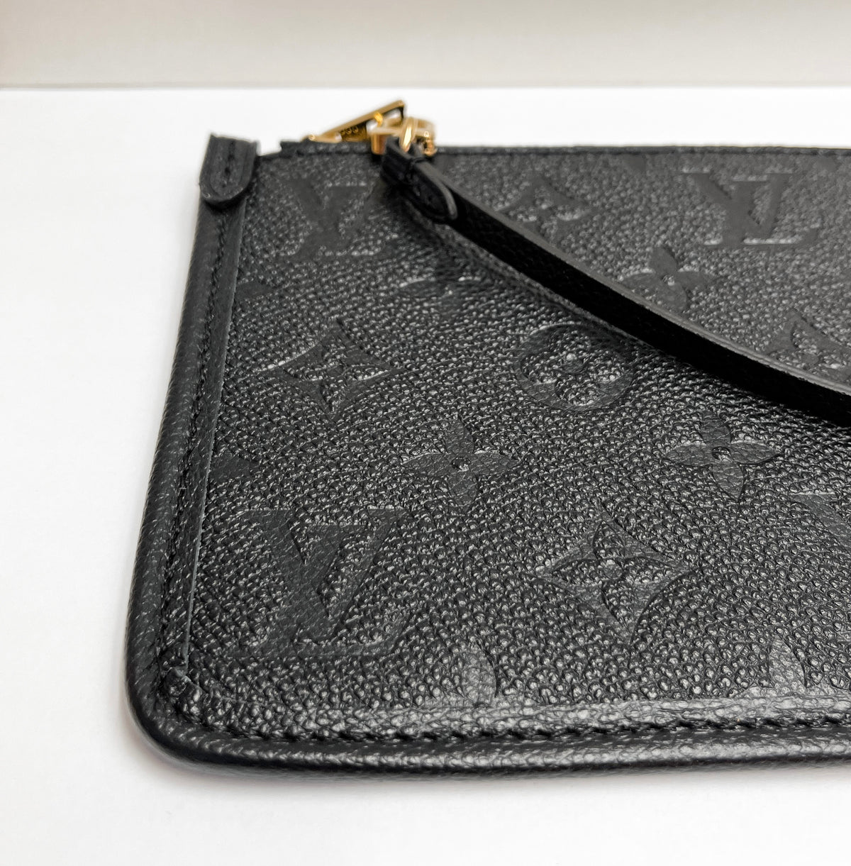 Louis Vuitton Monogram Empreinte CarryAll Pochette