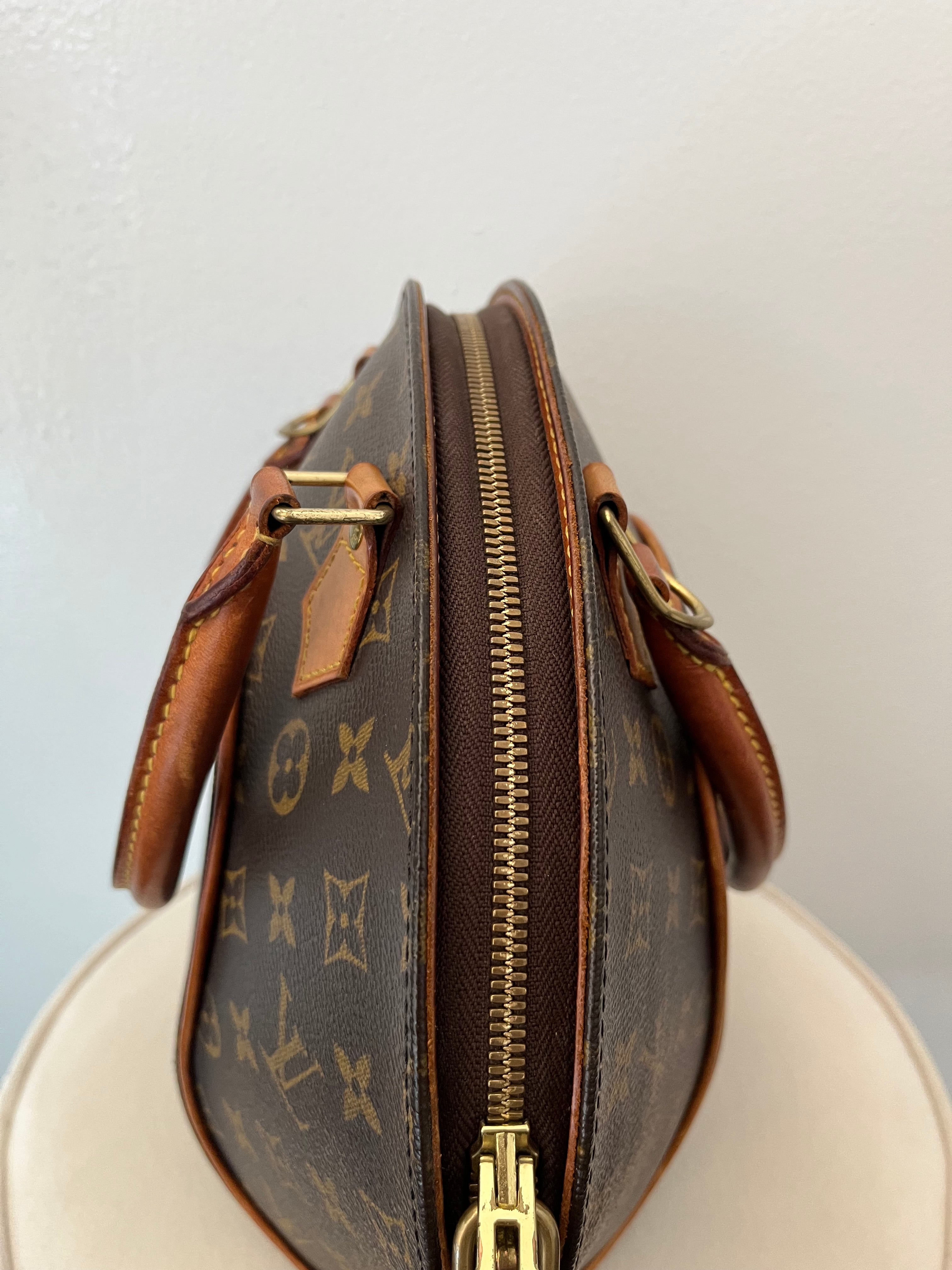 Louis Vuitton Ellipse Bag