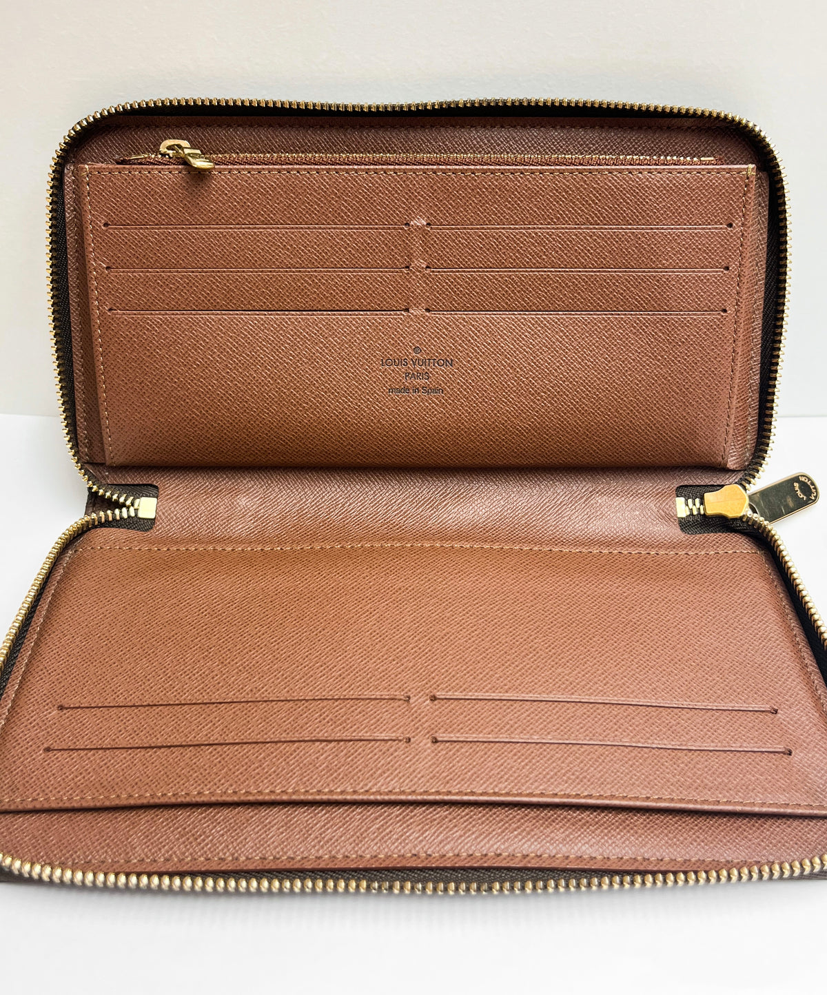 Louis Vuitton Monogram Zippy Organizer Wallet