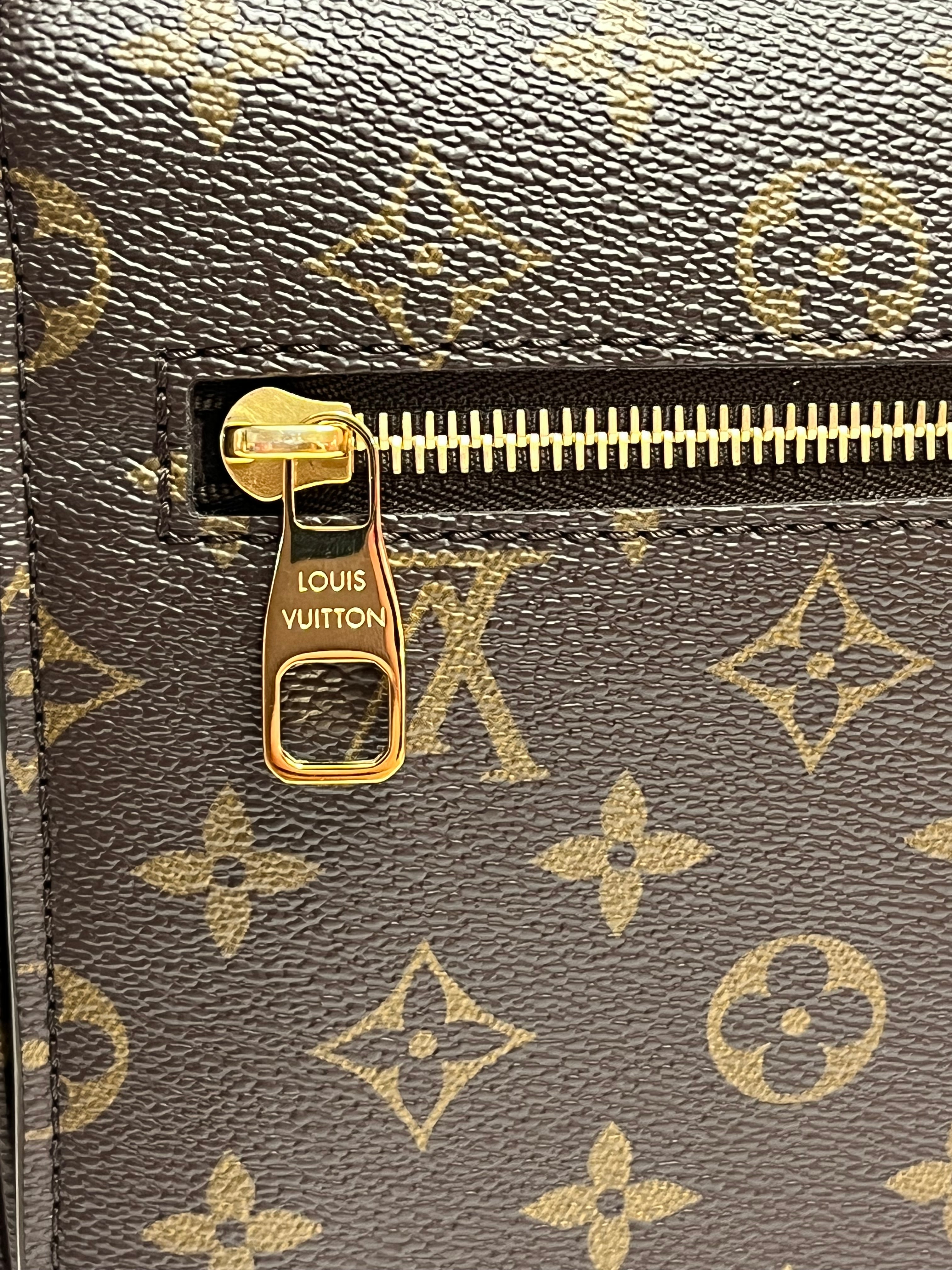 Louis Vuitton Monogram Pochette Metis