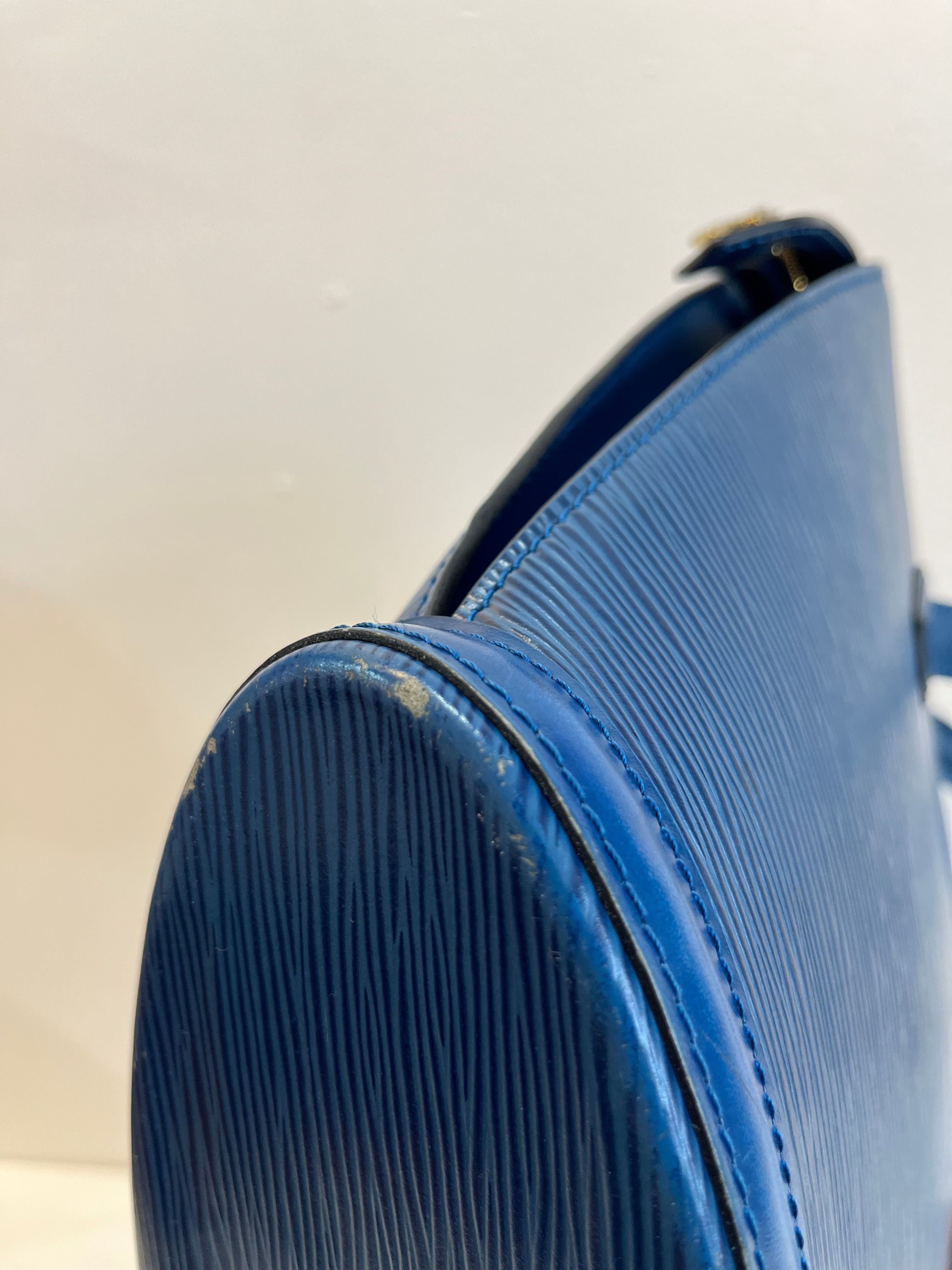 Vintage Louis Vuitton Epi Saint Jacques