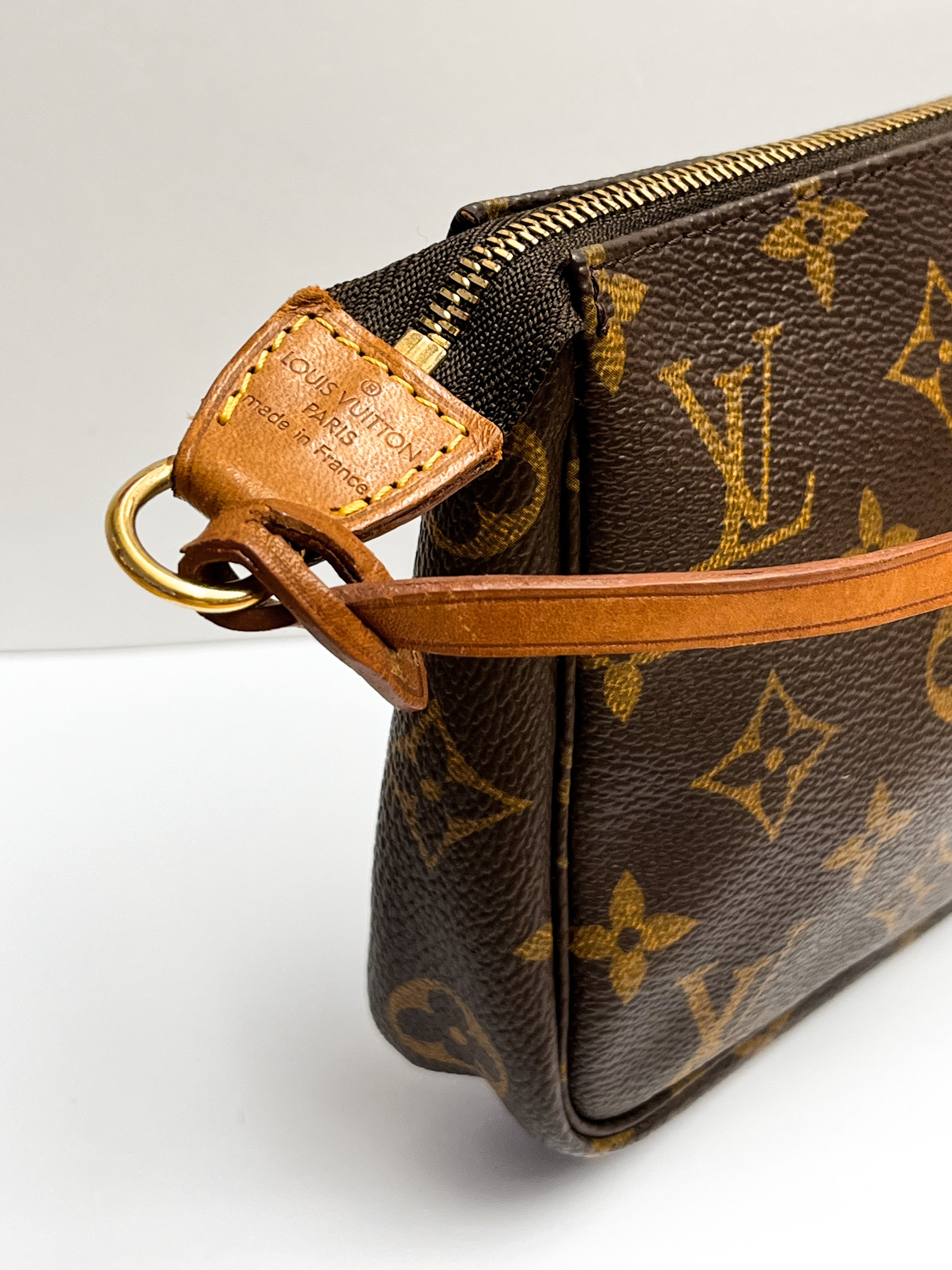 Louis Vuitton Monogram Canvas Pochette Accessoires