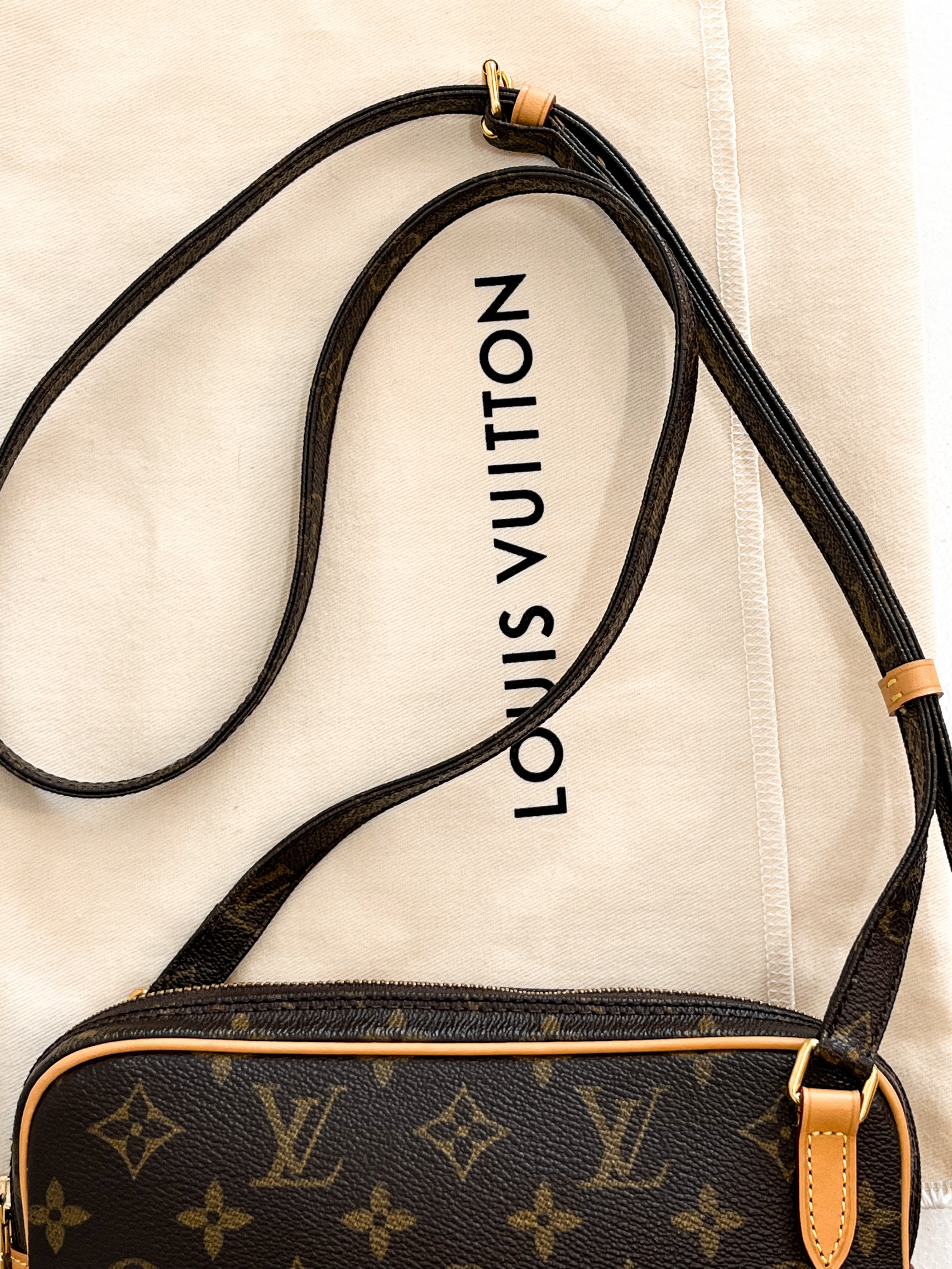 Louis Vuitton Pochette Marly Bandouliere