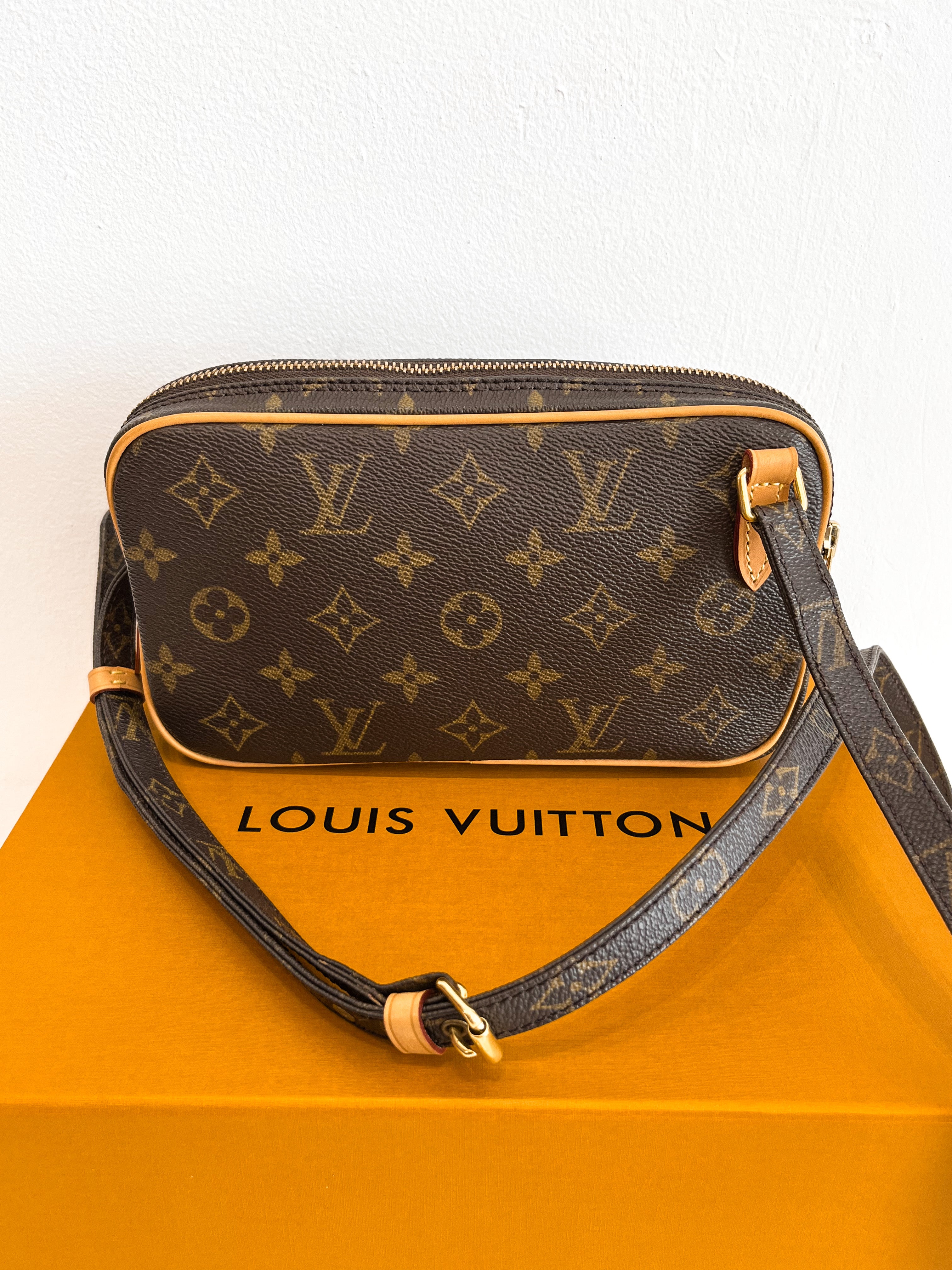 Louis Vuitton Pochette Marly Bandouliere