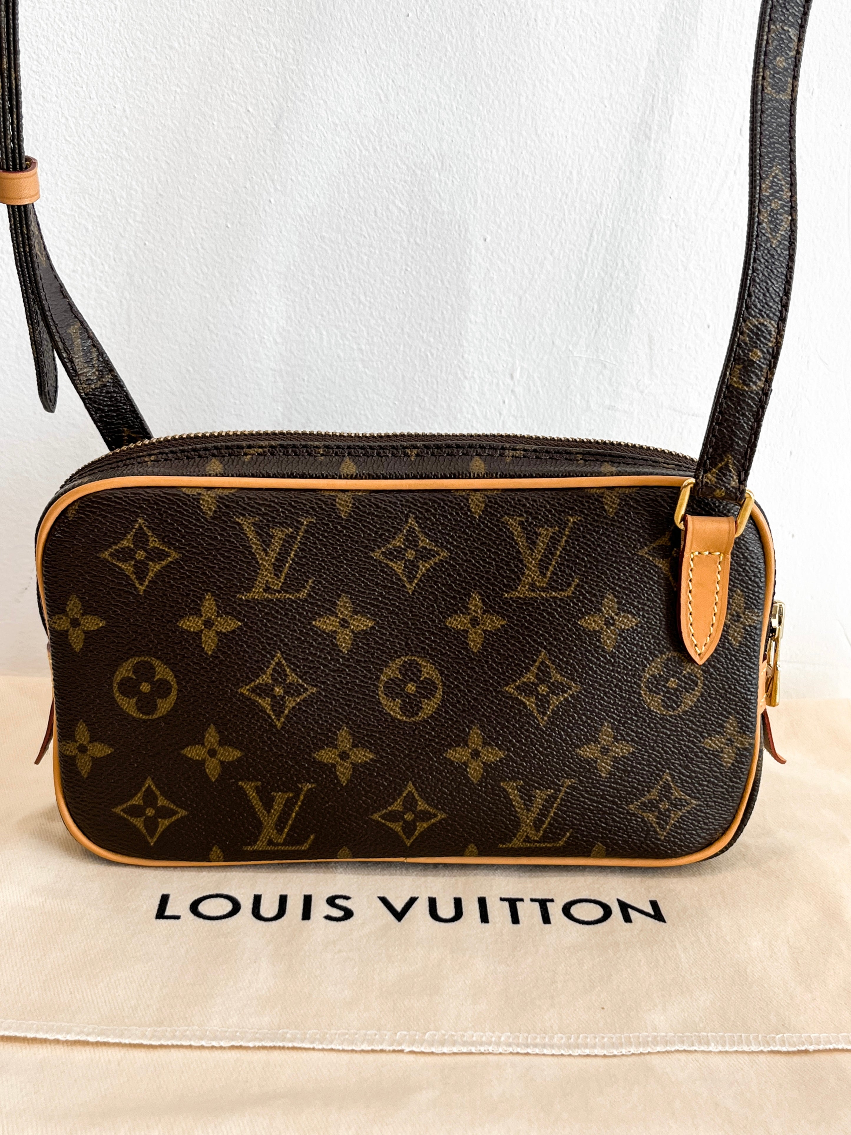 Louis Vuitton Pochette Marly Bandouliere