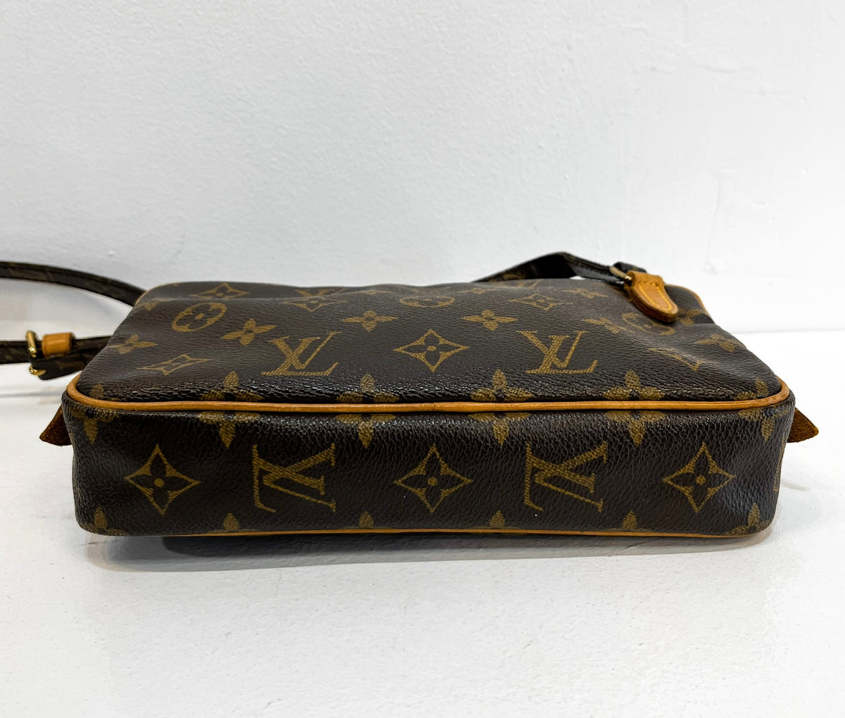 Louis Vuitton Pochette Marly Bandouliere