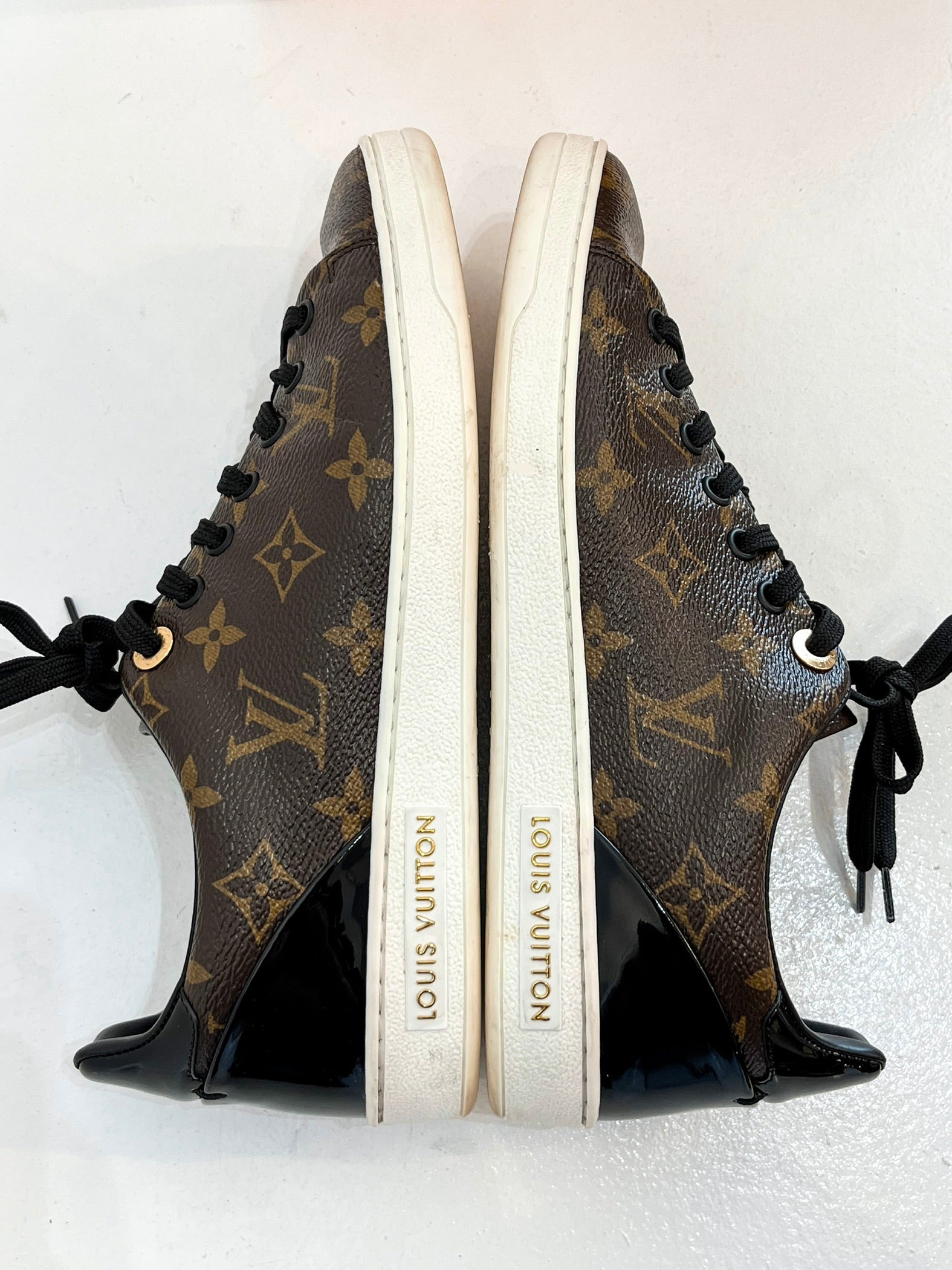Louis Vuitton Frontrow Sneakers