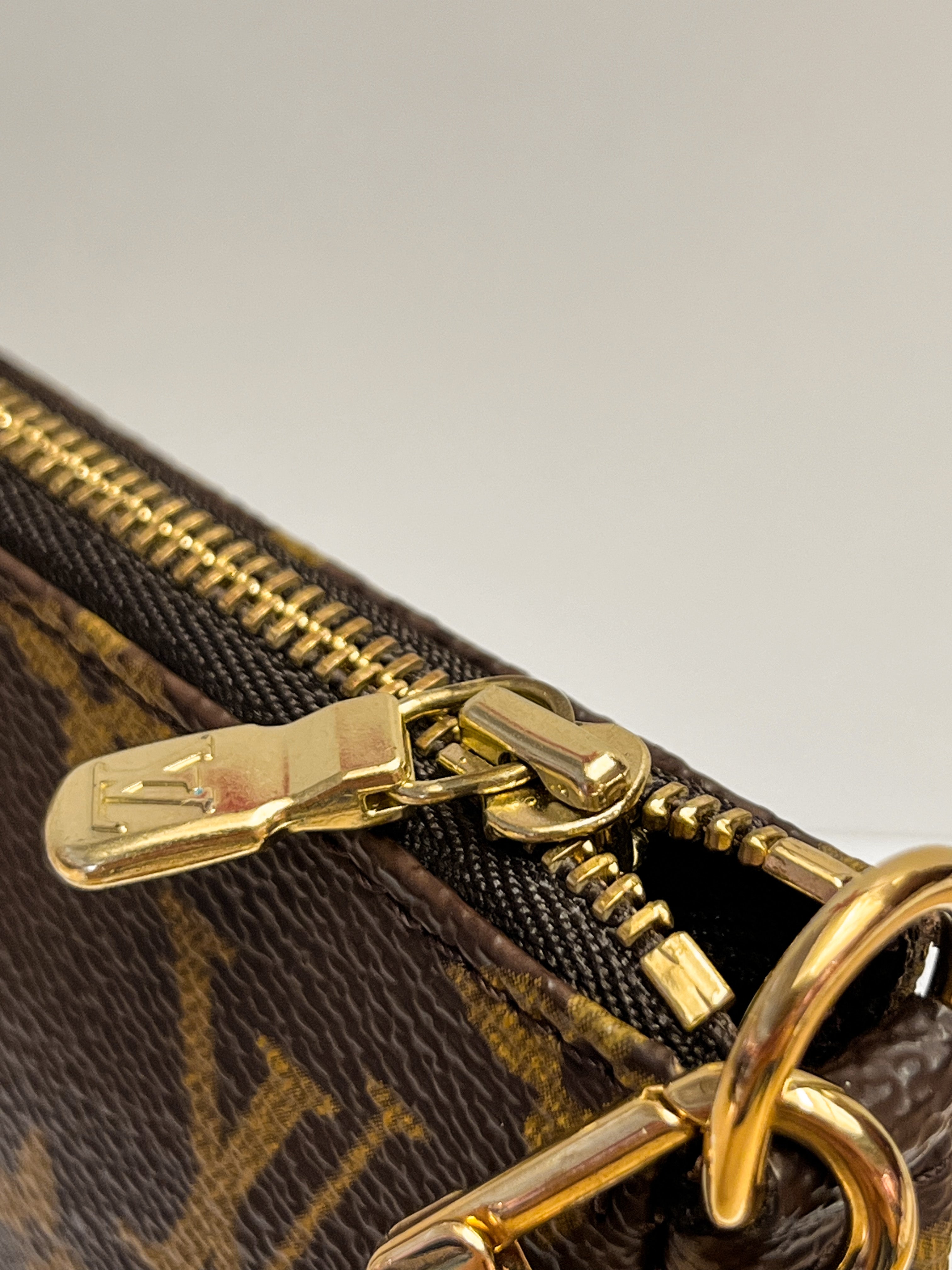Louis Vuitton Monogram Canvas Pochette Accessoires
