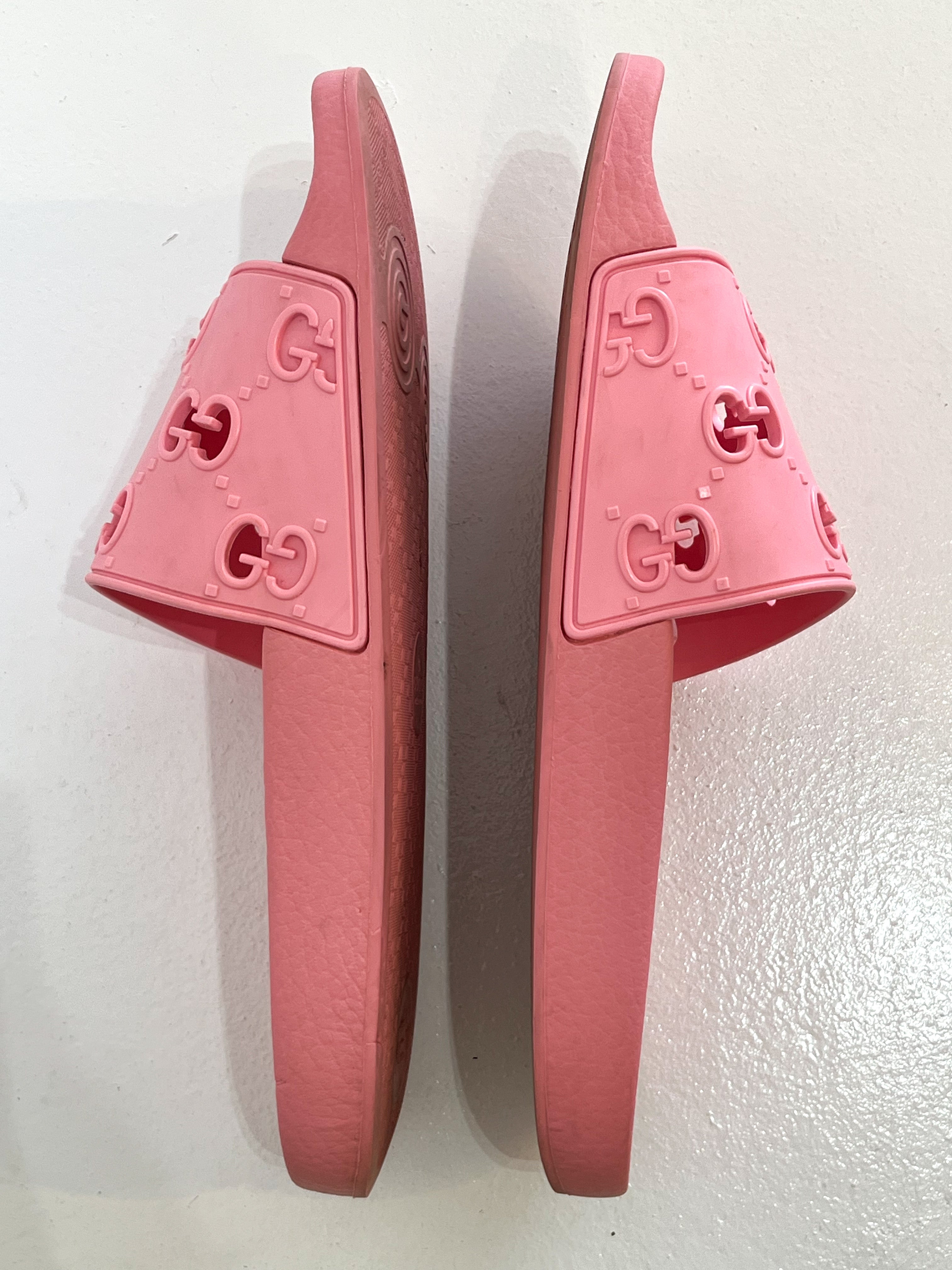 Gucci Rubber GG Slides