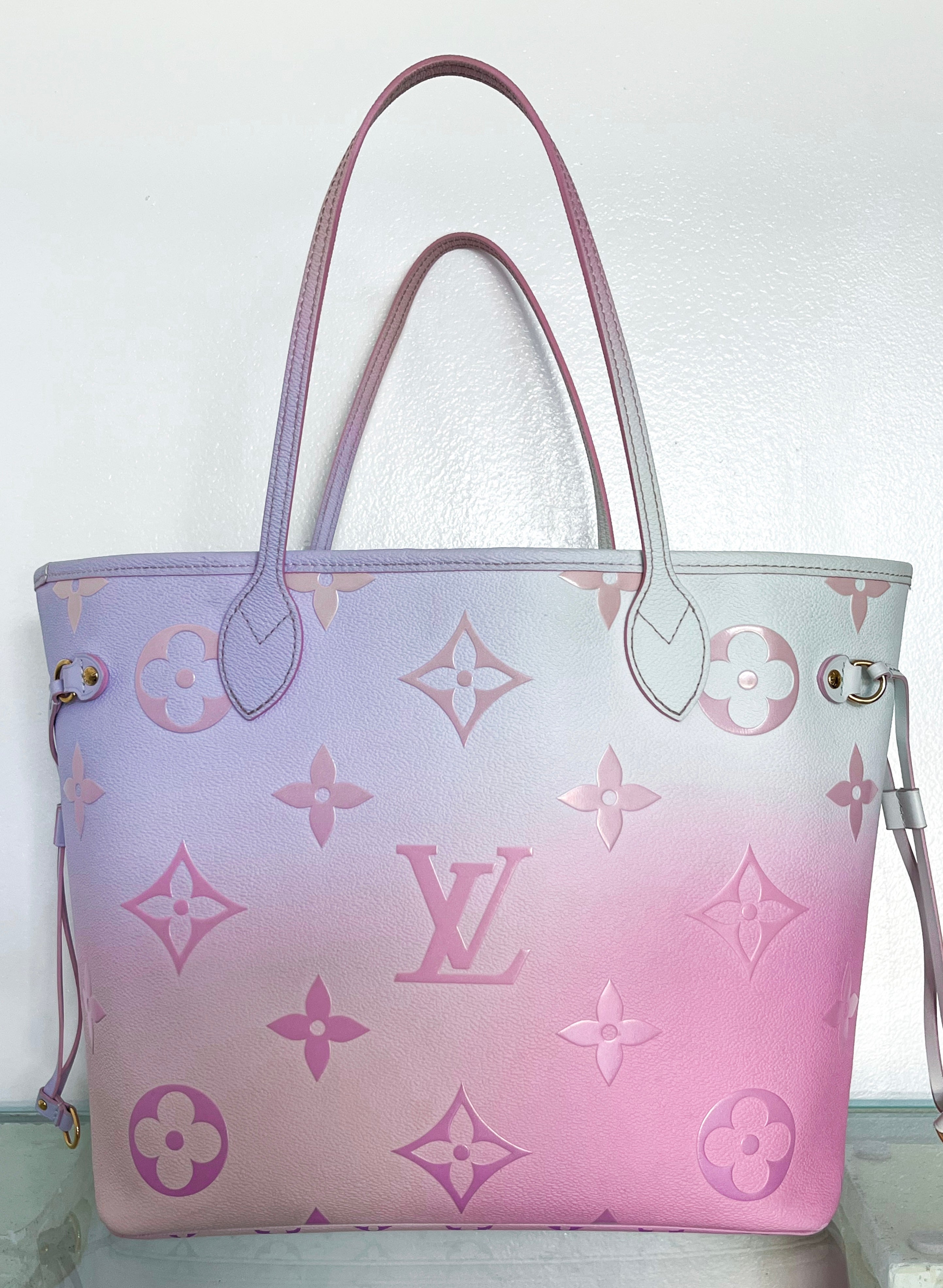 Louis Vuitton Neverfull MM Monogram Giant Spring In The City