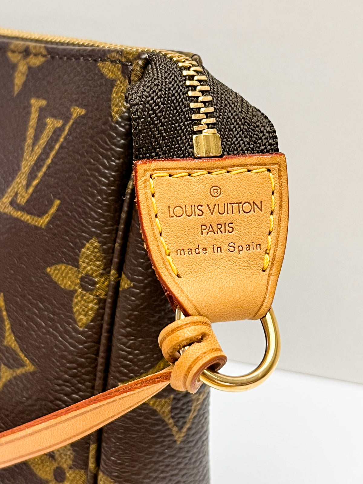 Louis Vuitton Monogram Canvas Pochette Accessoires