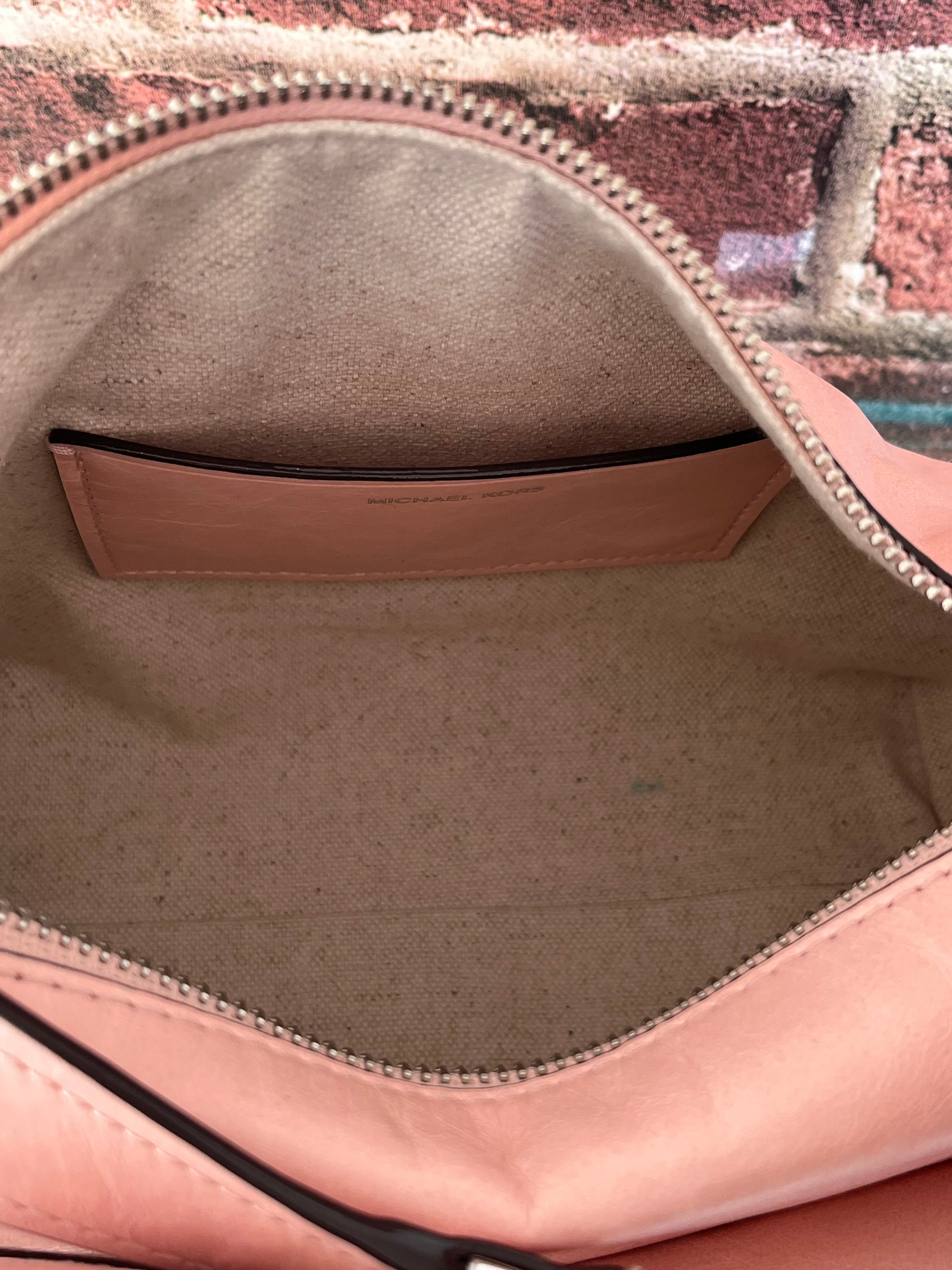 Michael Kors Dakota Medium Leather Shoulder Bag