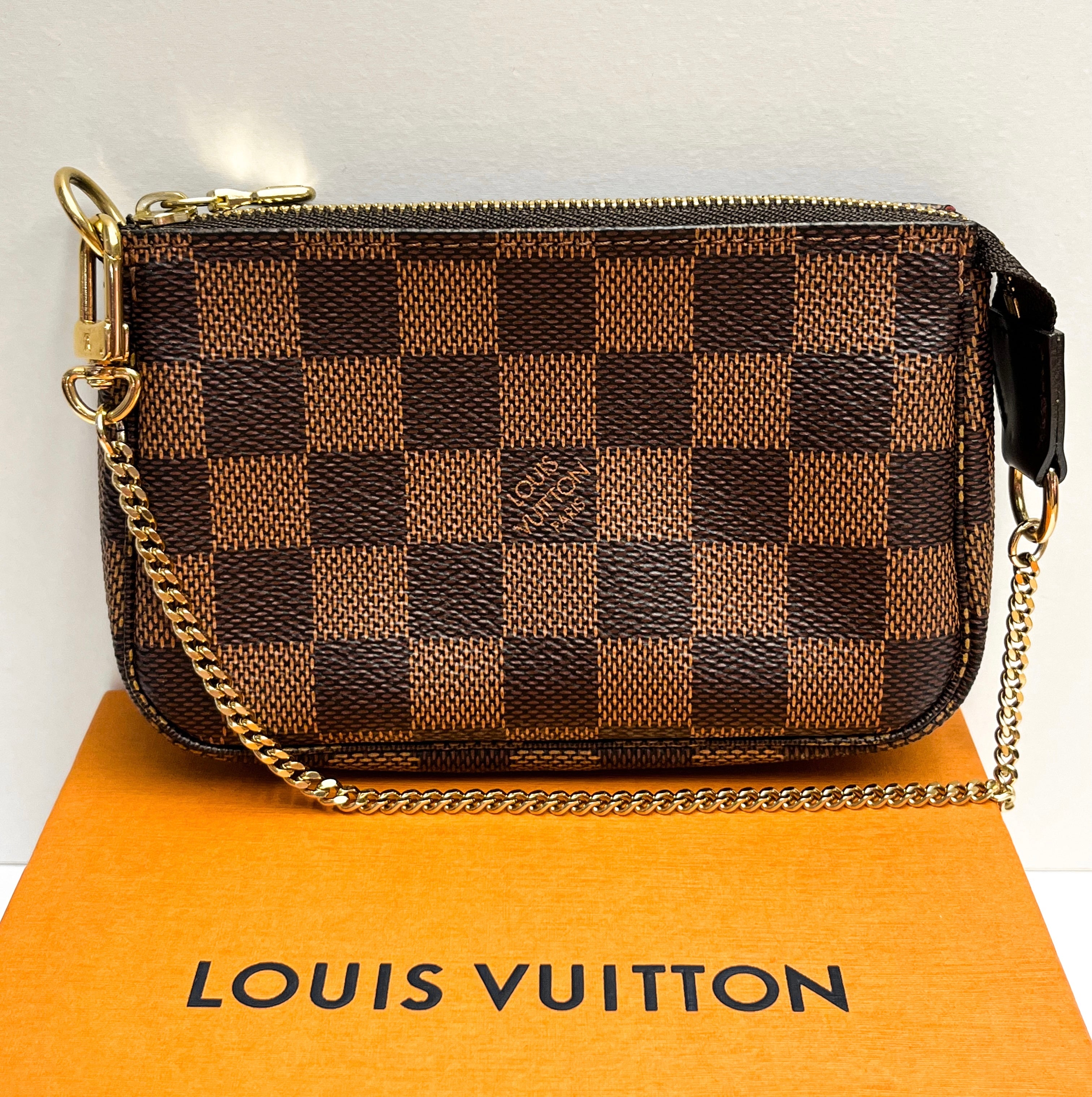 Louis Vuitton Damier Ebène Mini Pochette Accessoires