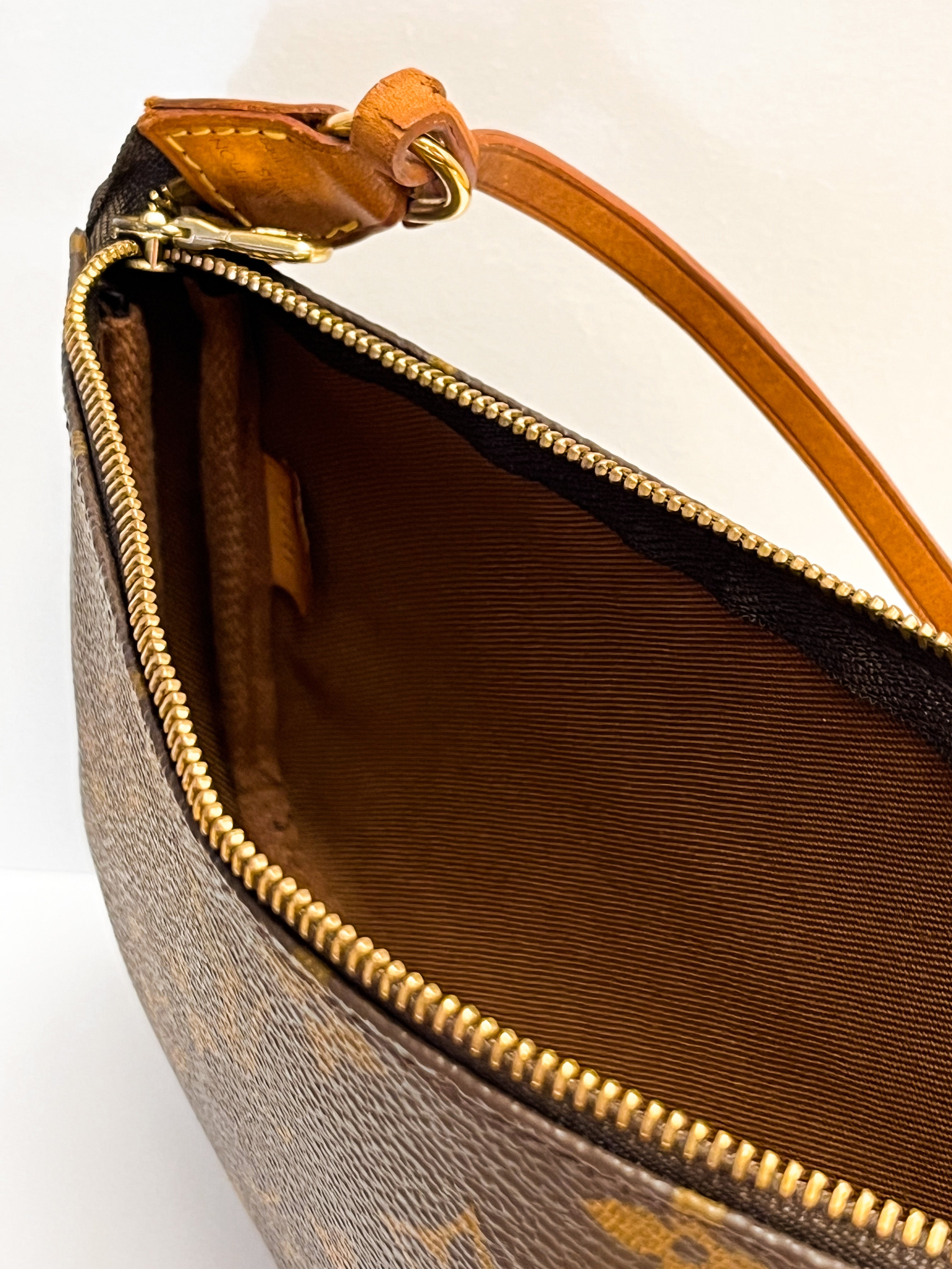 Louis Vuitton Monogram Canvas Pochette Accessoires