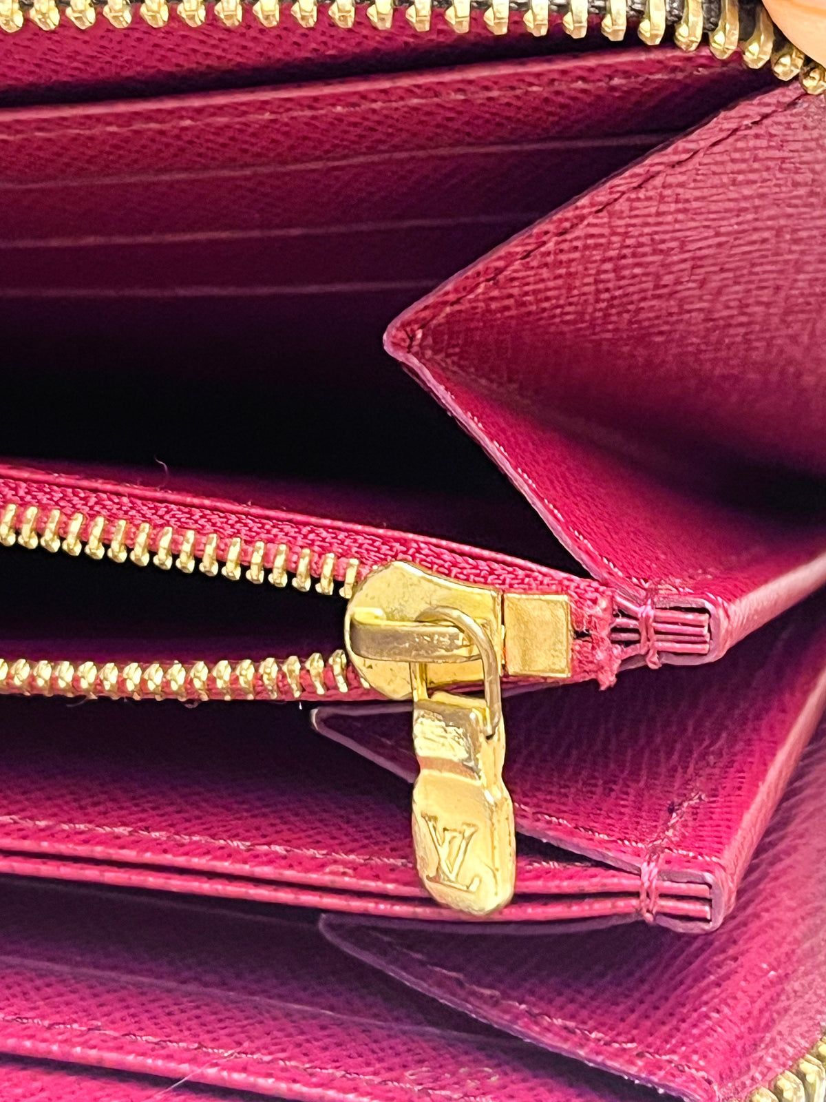 Louis Vuitton Monogram Zippy Wallet