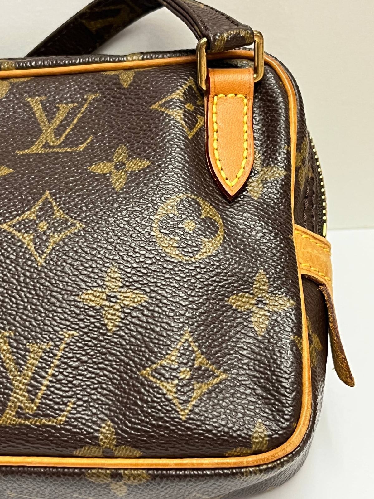 Louis Vuitton Pochette Marly Bandouliere