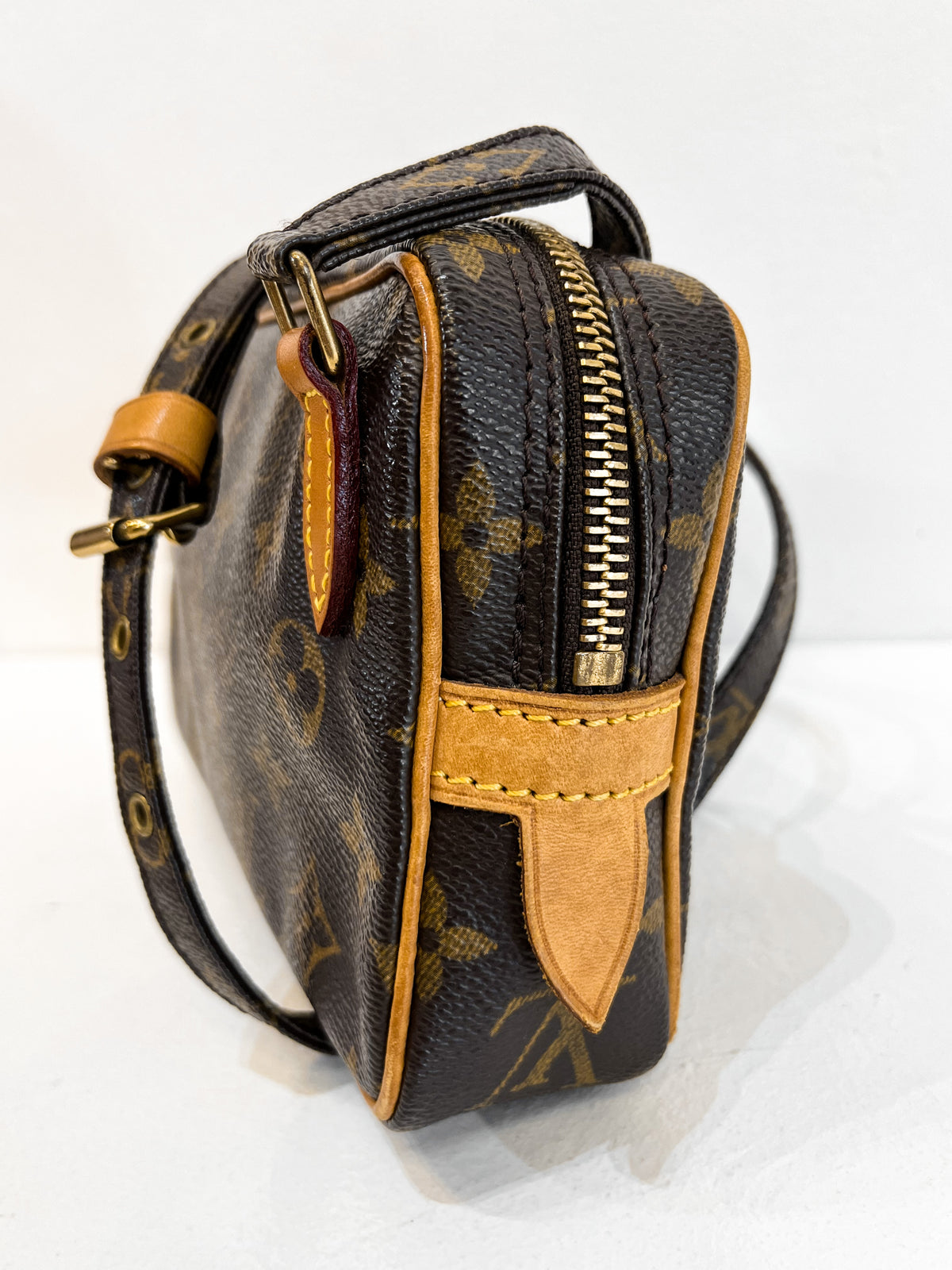 Louis Vuitton Pochette Marly Bandouliere