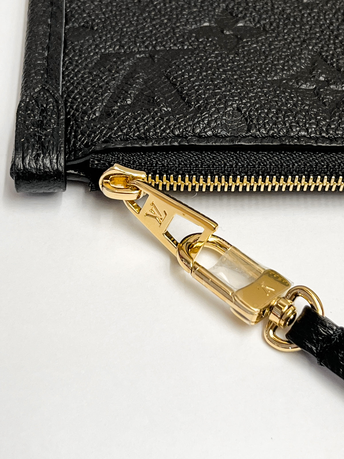 Louis Vuitton Monogram Empreinte CarryAll Pochette