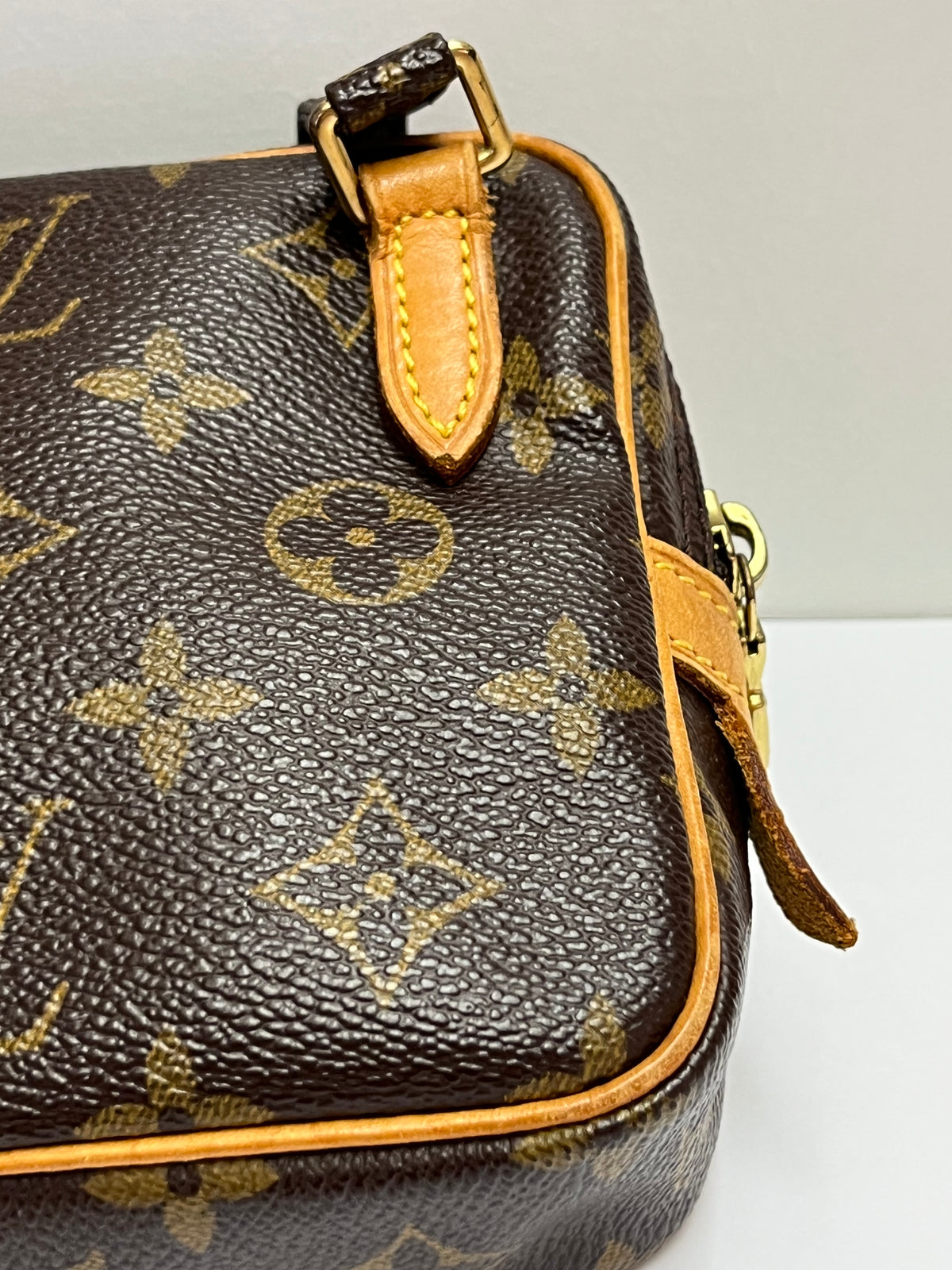 Louis Vuitton Pochette Marly Bandouliere