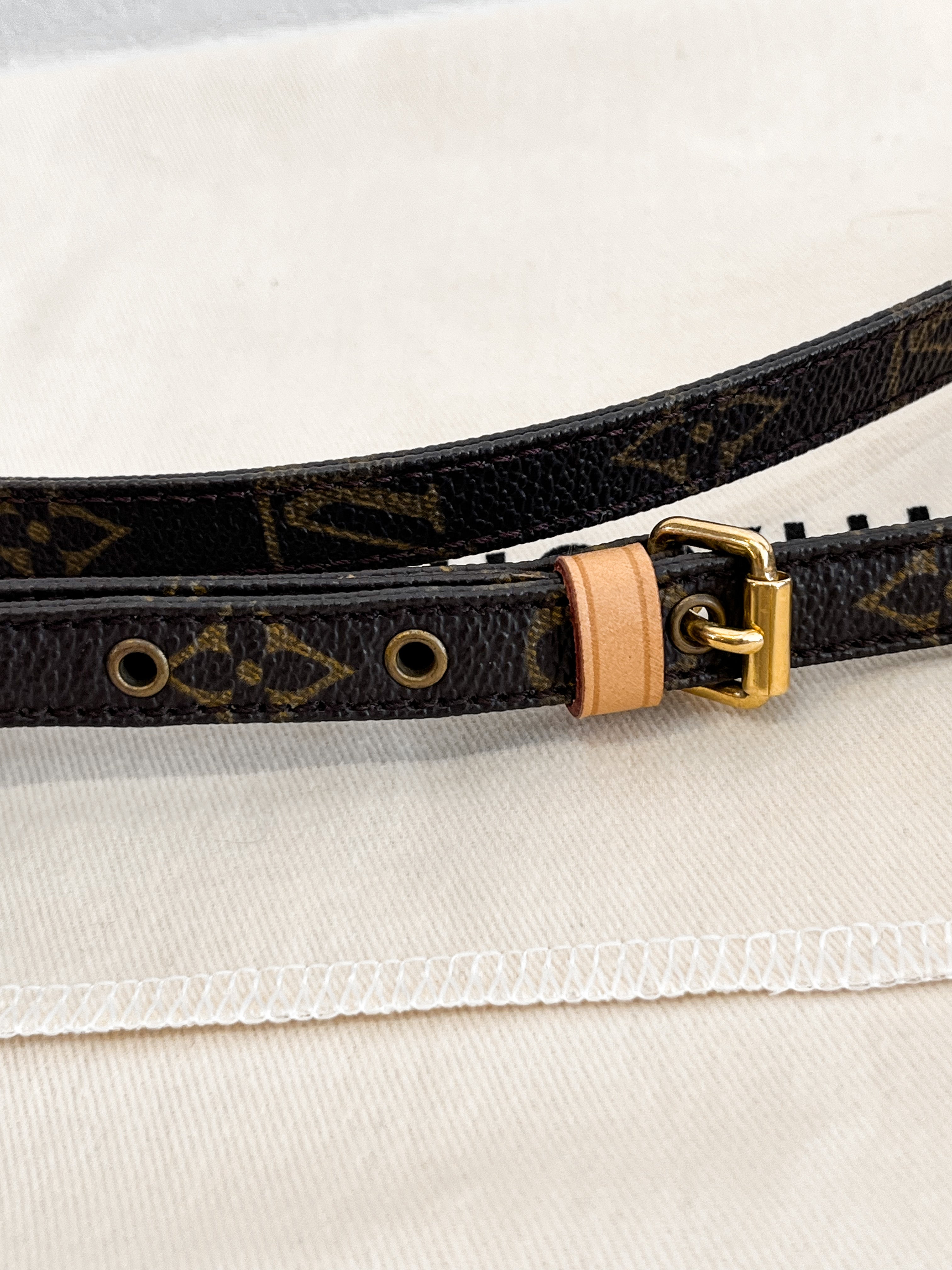 Louis Vuitton Pochette Marly Bandouliere