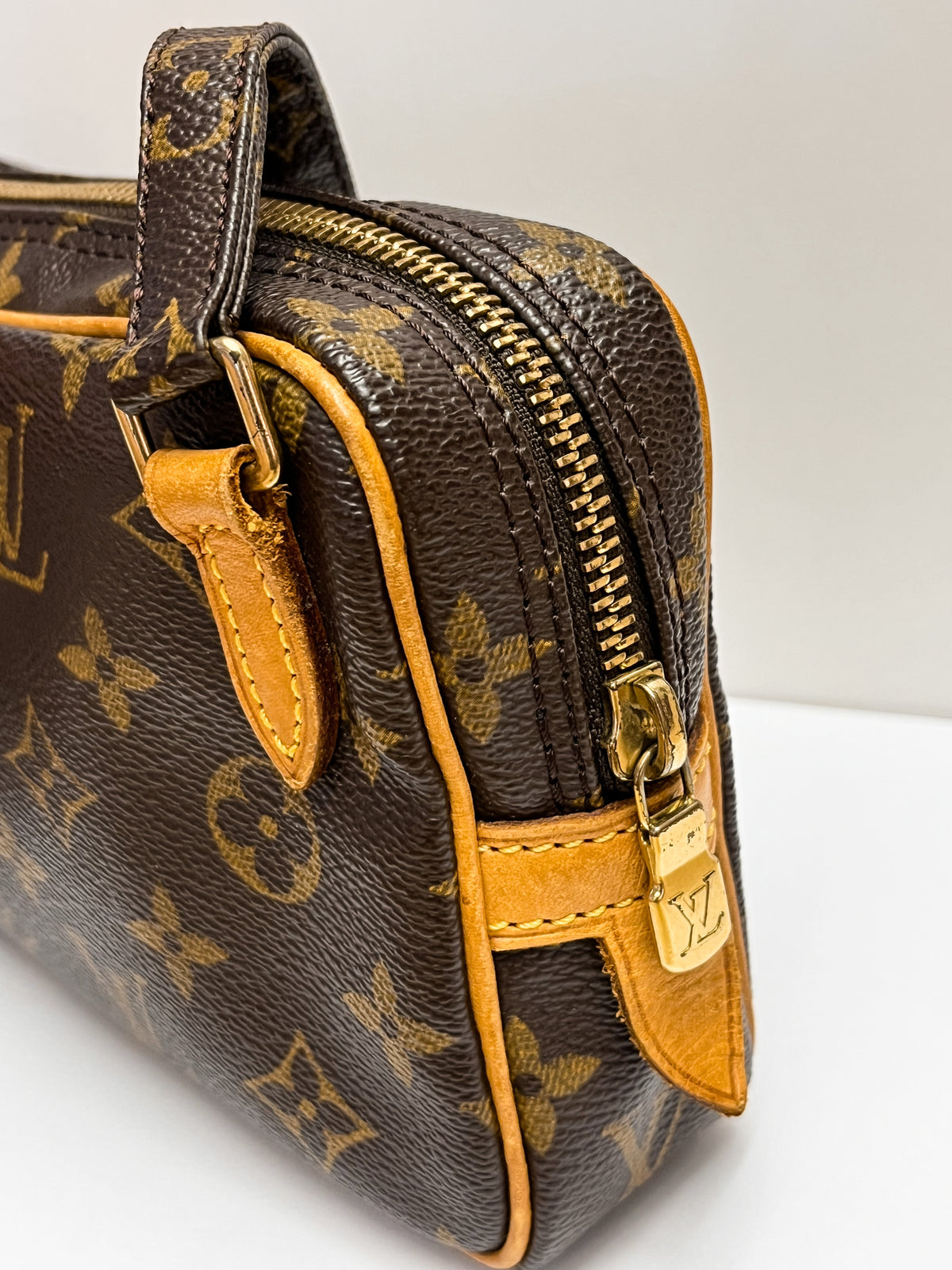 Louis Vuitton Pochette Marly Bandouliere