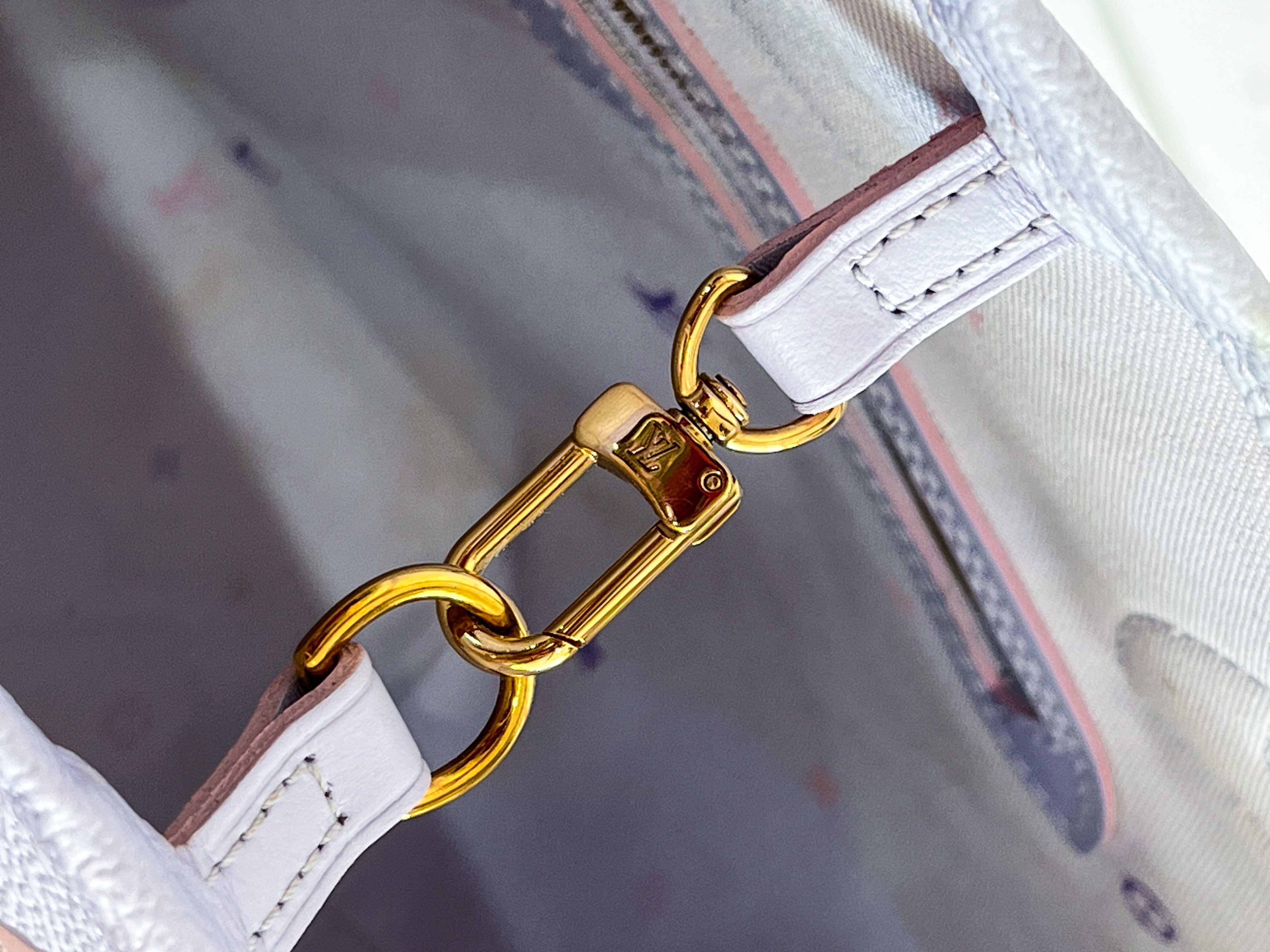 Louis Vuitton Neverfull MM Monogram Giant Spring In The City