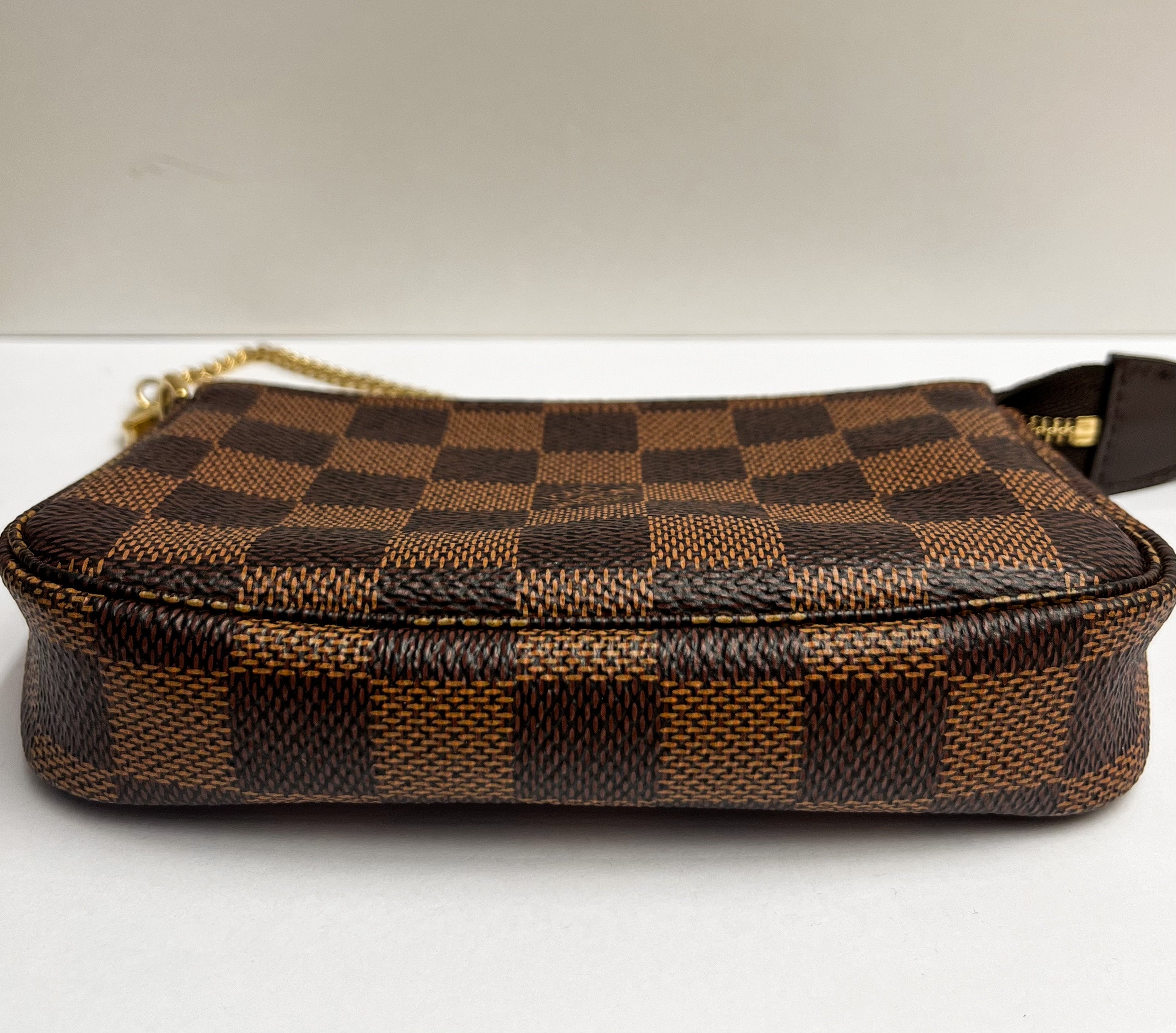 Louis Vuitton Damier Ebène Mini Pochette Accessoires
