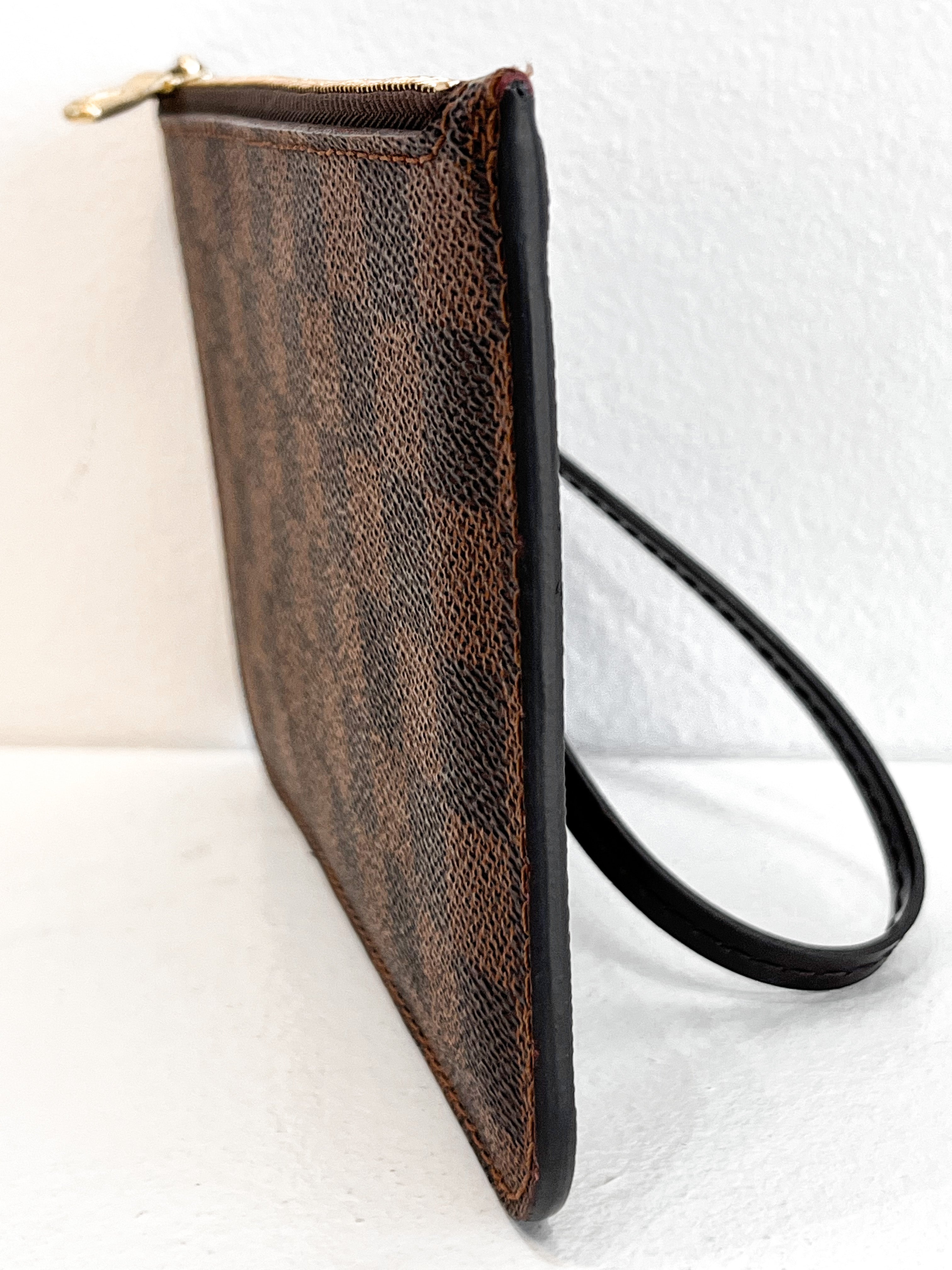 Louis Vuitton Damier Ebene Neverfull PM Pochette