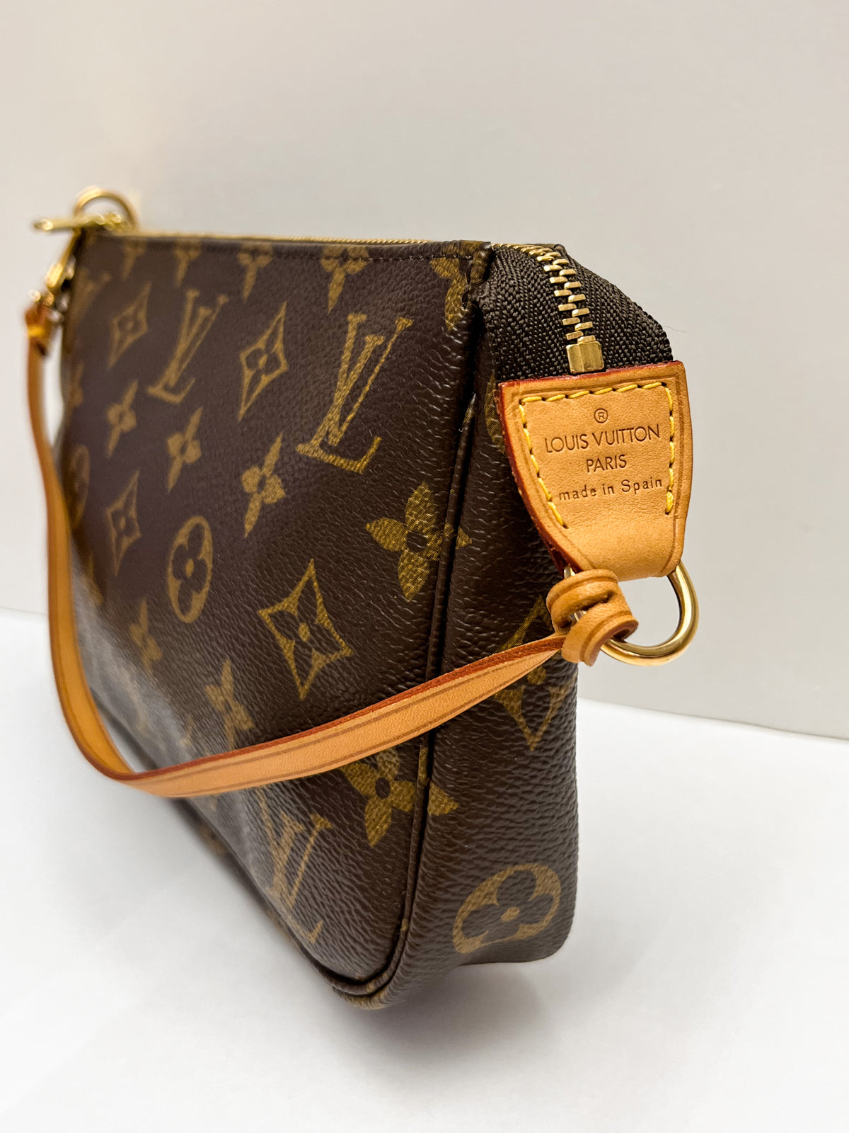 Louis Vuitton Monogram Canvas Pochette Accessoires