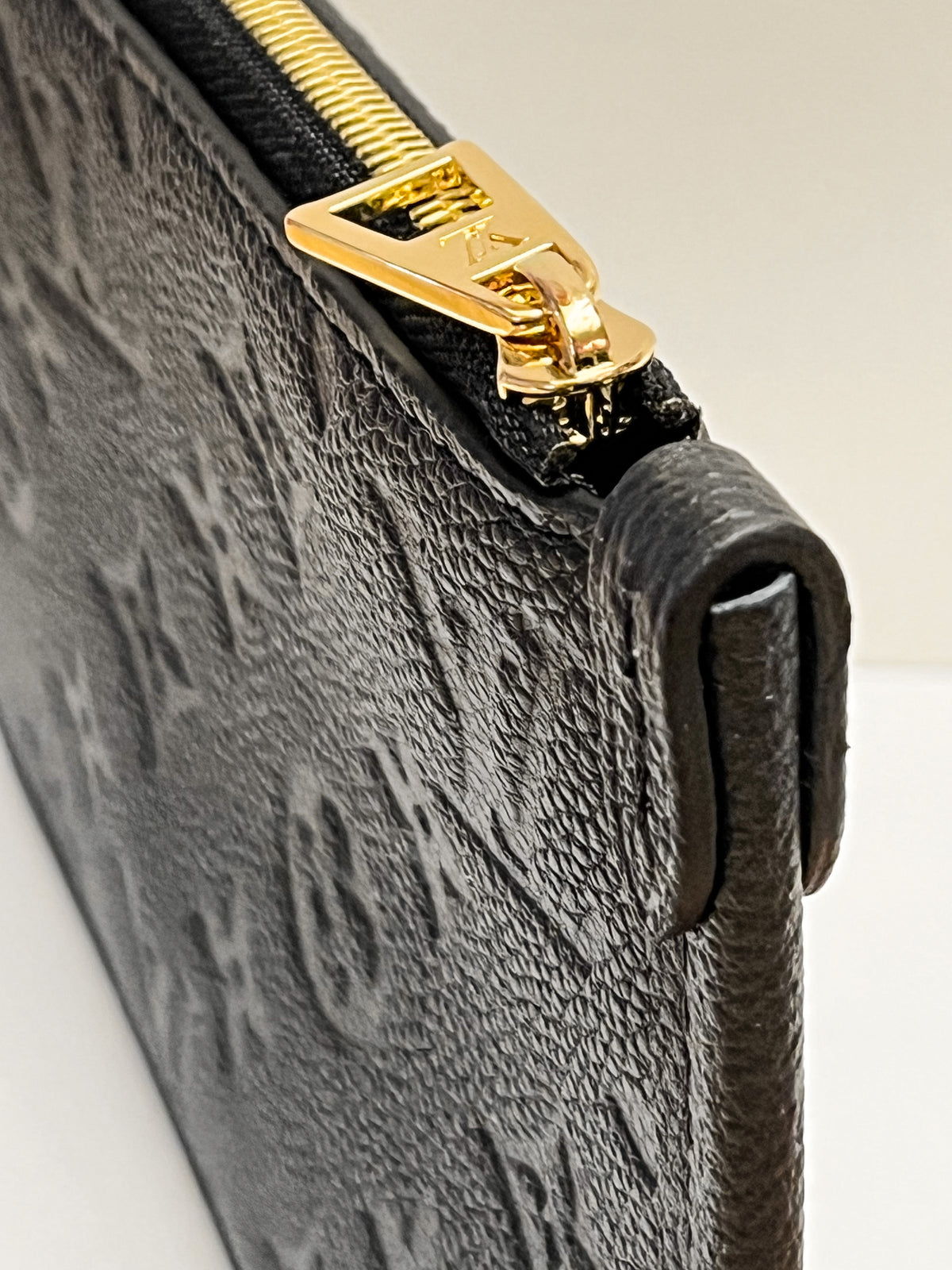 Louis Vuitton Monogram Empreinte CarryAll Pochette