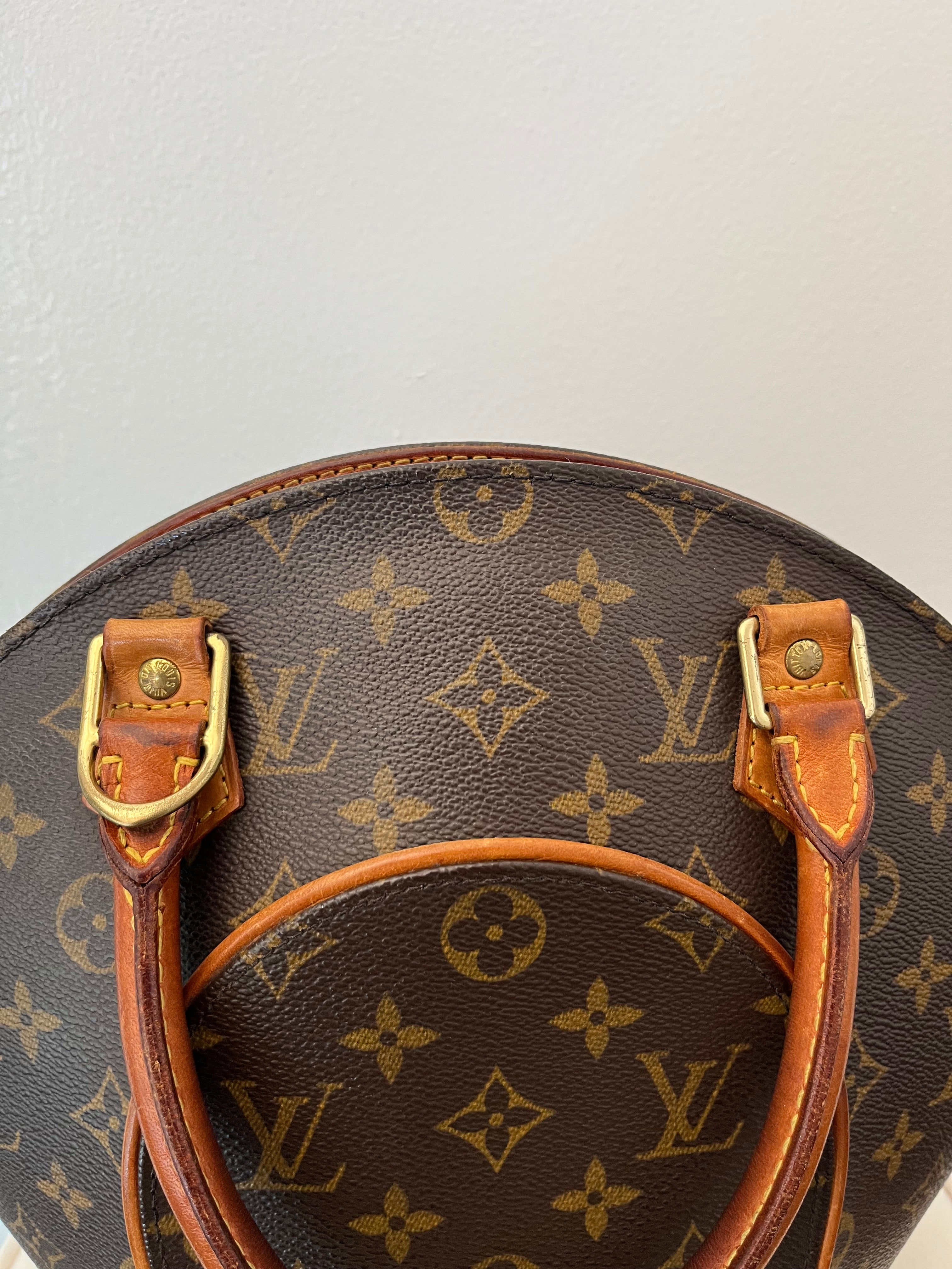 Louis Vuitton Ellipse Bag