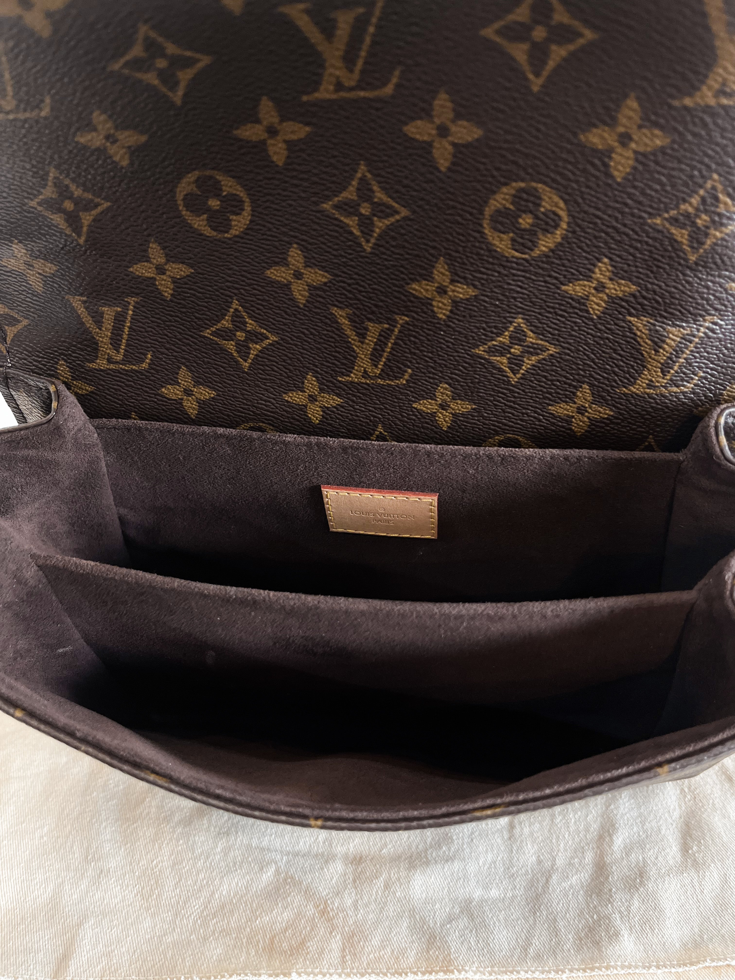Louis Vuitton Monogram Pochette Metis