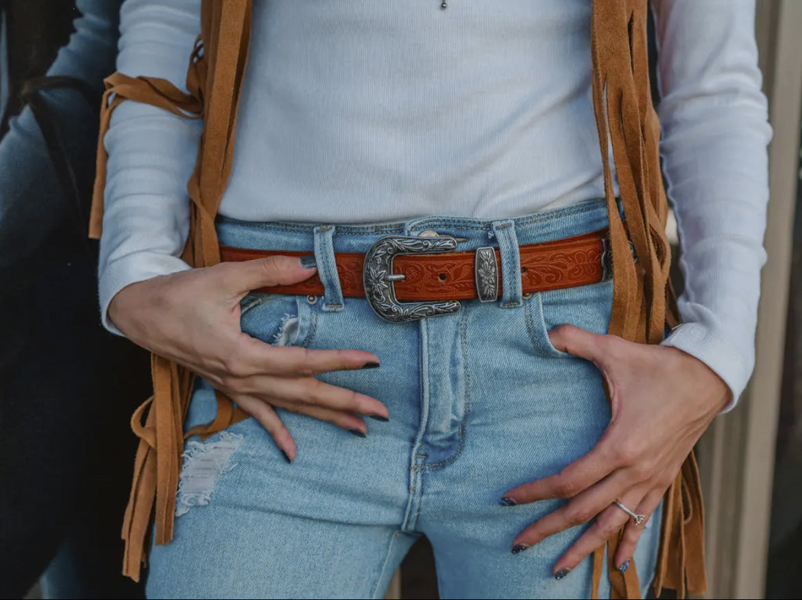 Western Vintage Buckle Leather Belt