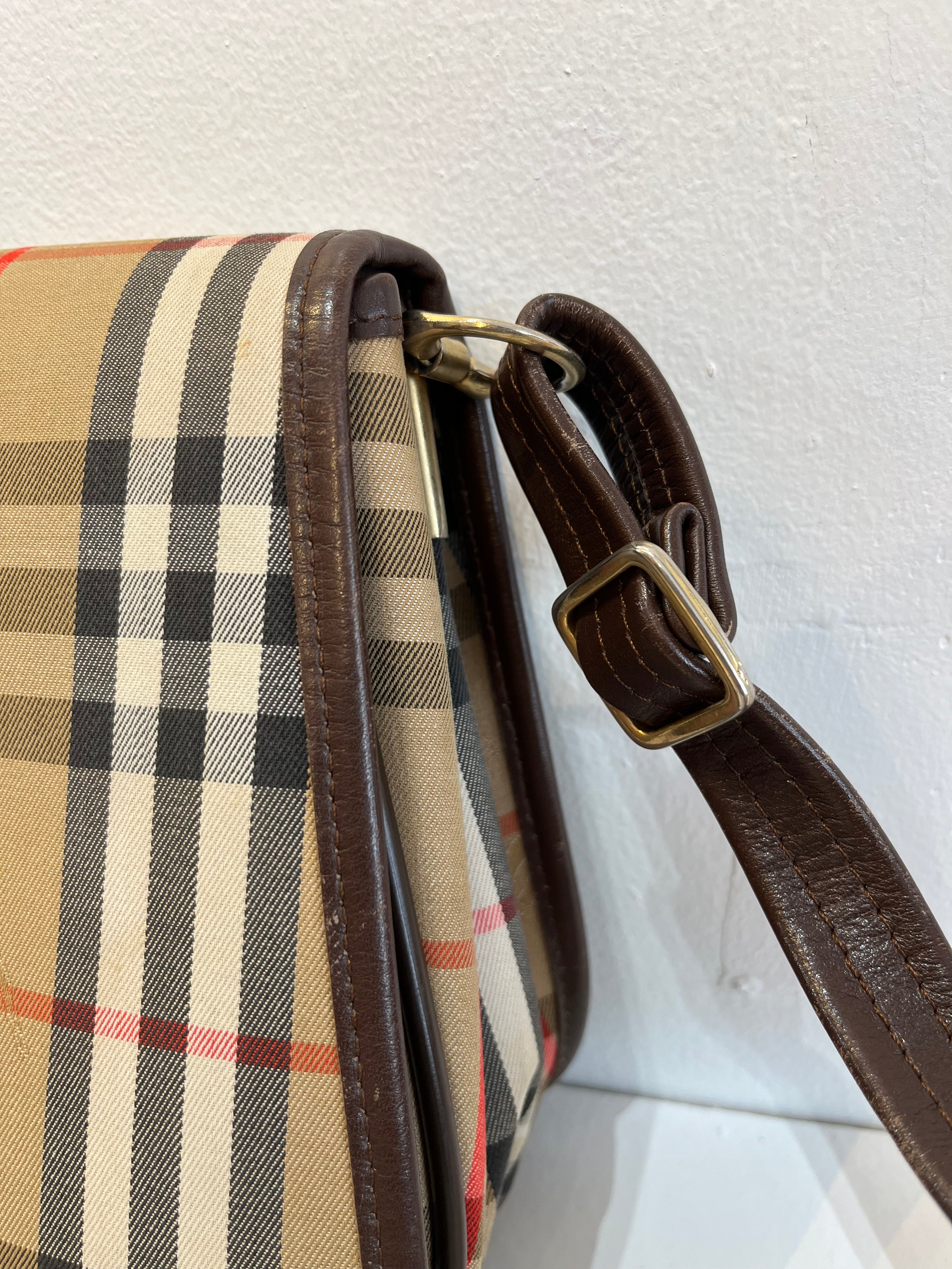 Vintage Burberry Saddle Bag