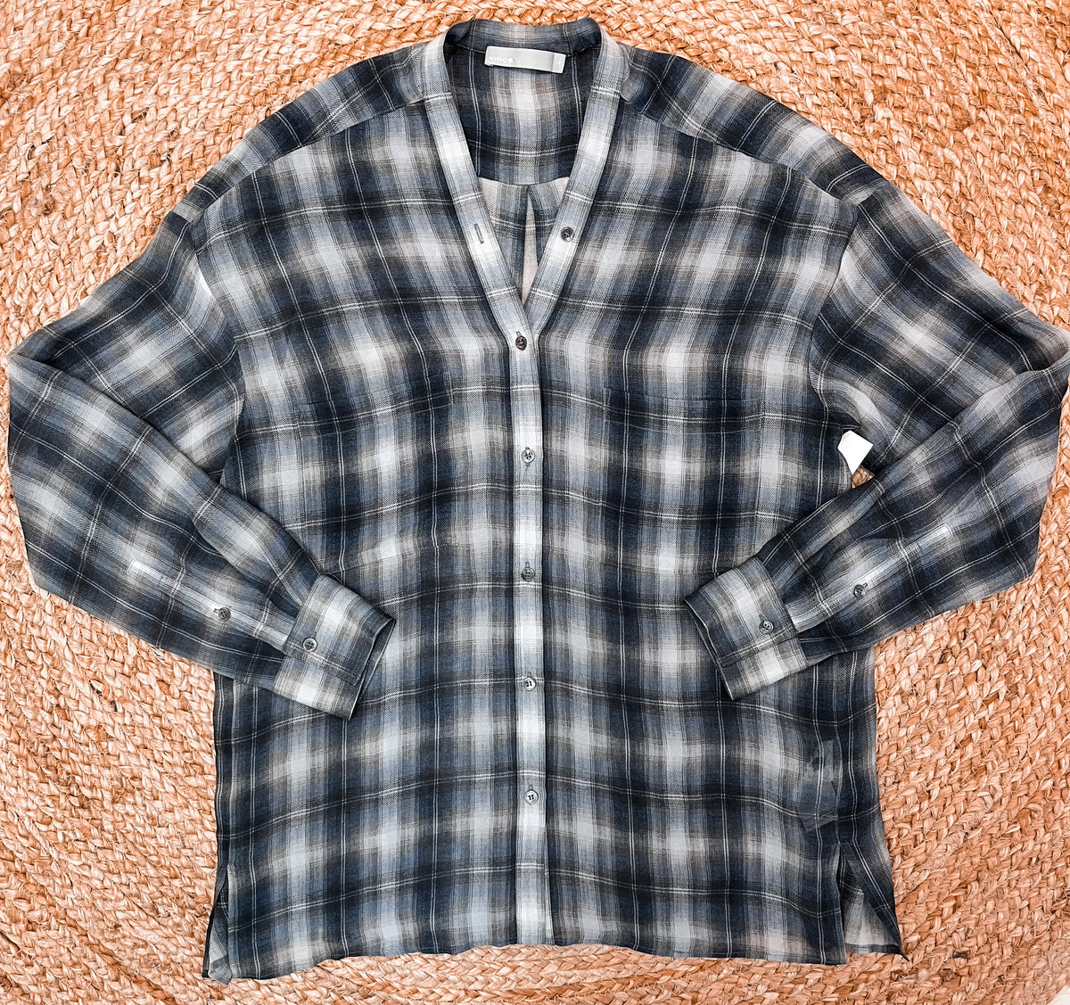 Vince. Silk Long Sleeve Blouse