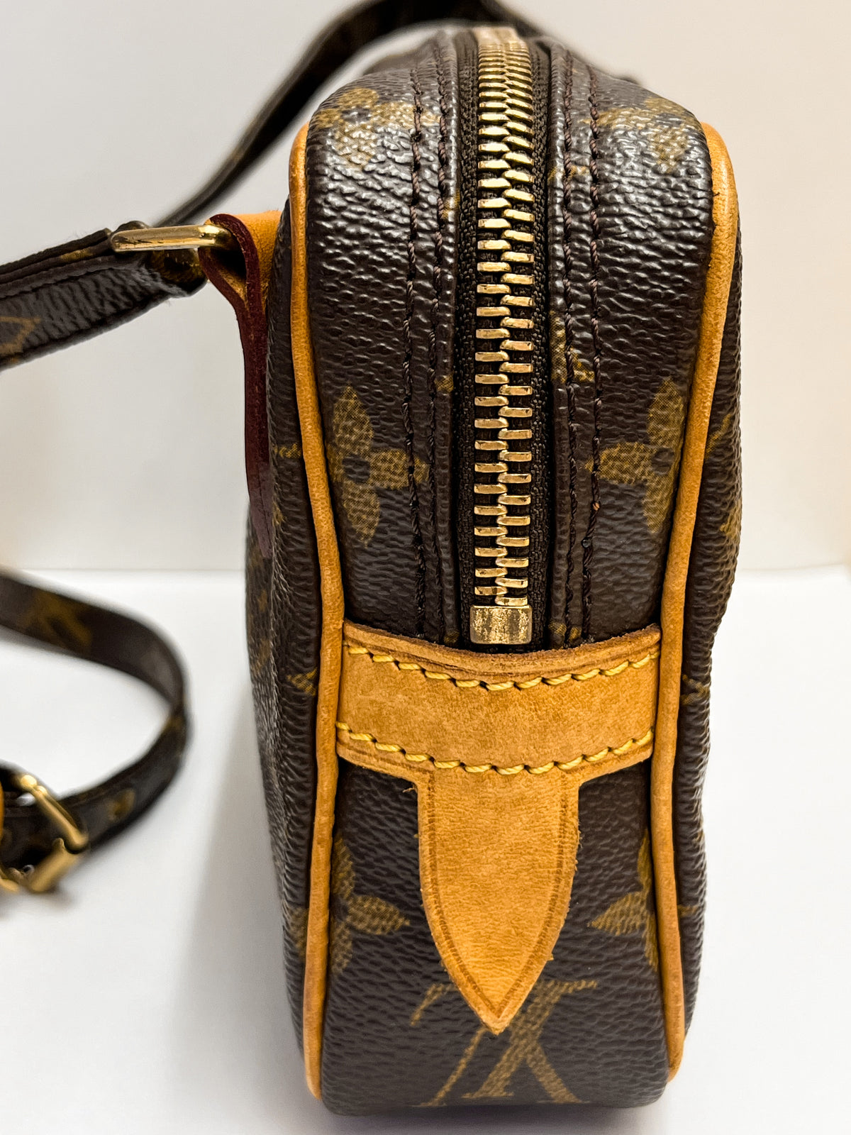 Louis Vuitton Pochette Marly Bandouliere
