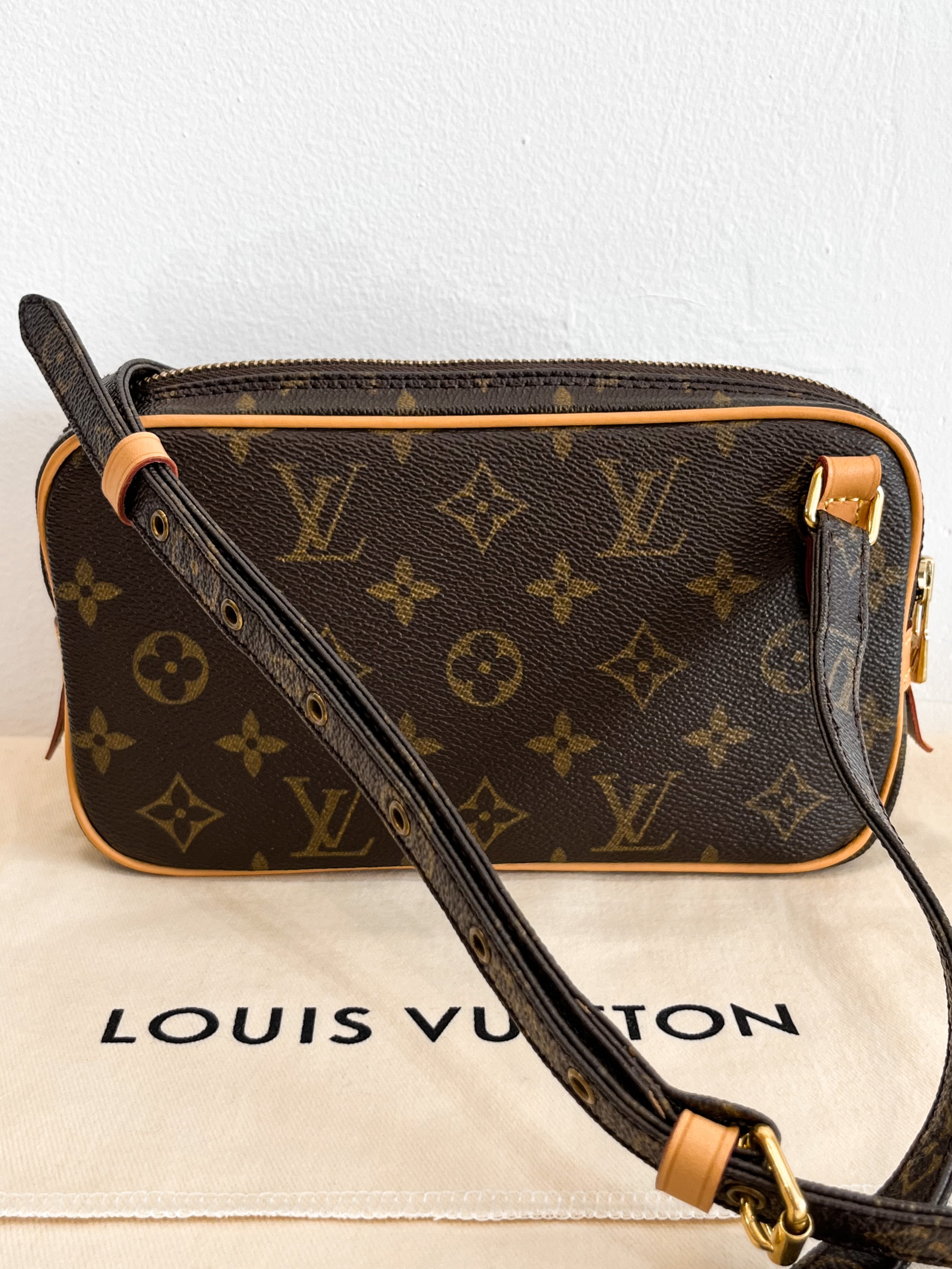 Louis Vuitton Pochette Marly Bandouliere