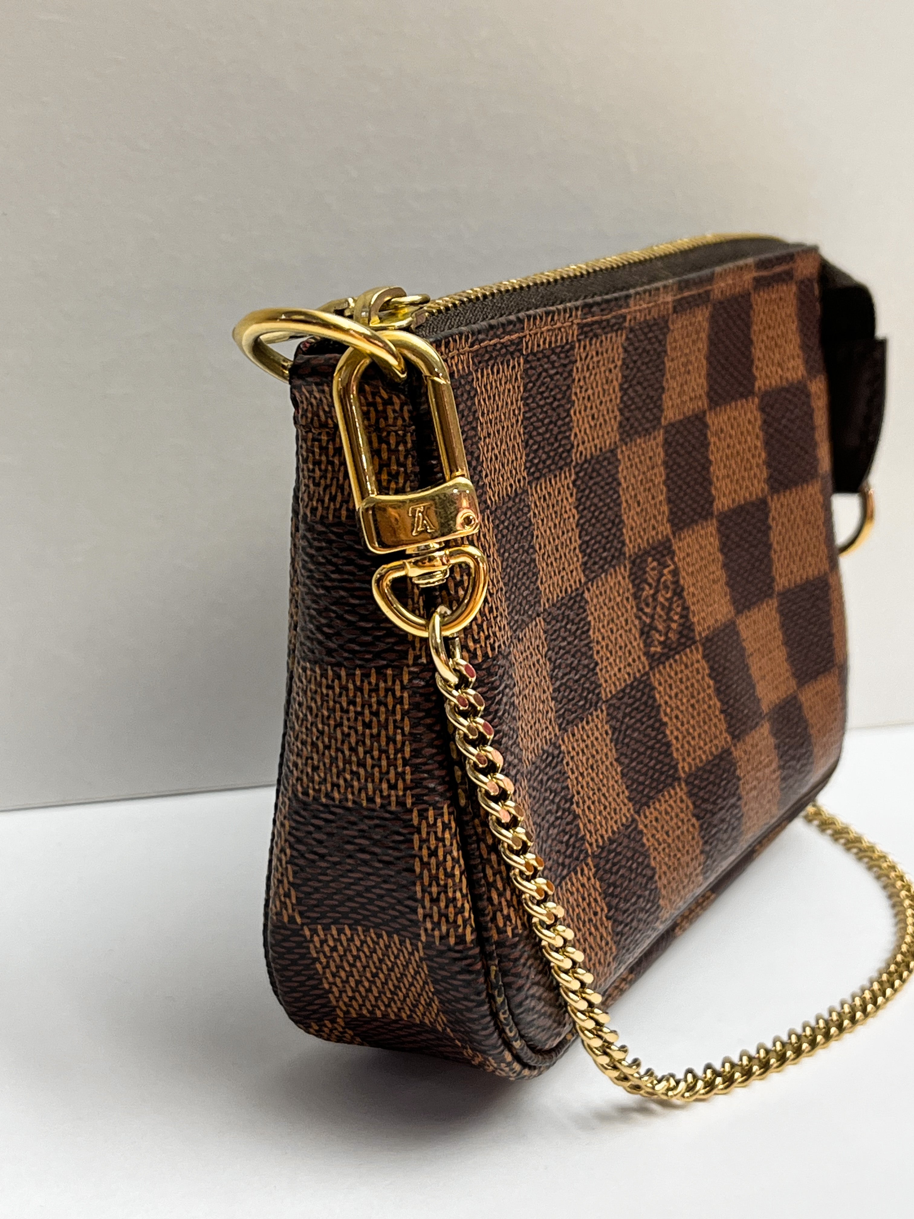 Louis Vuitton Damier Ebène Mini Pochette Accessoires