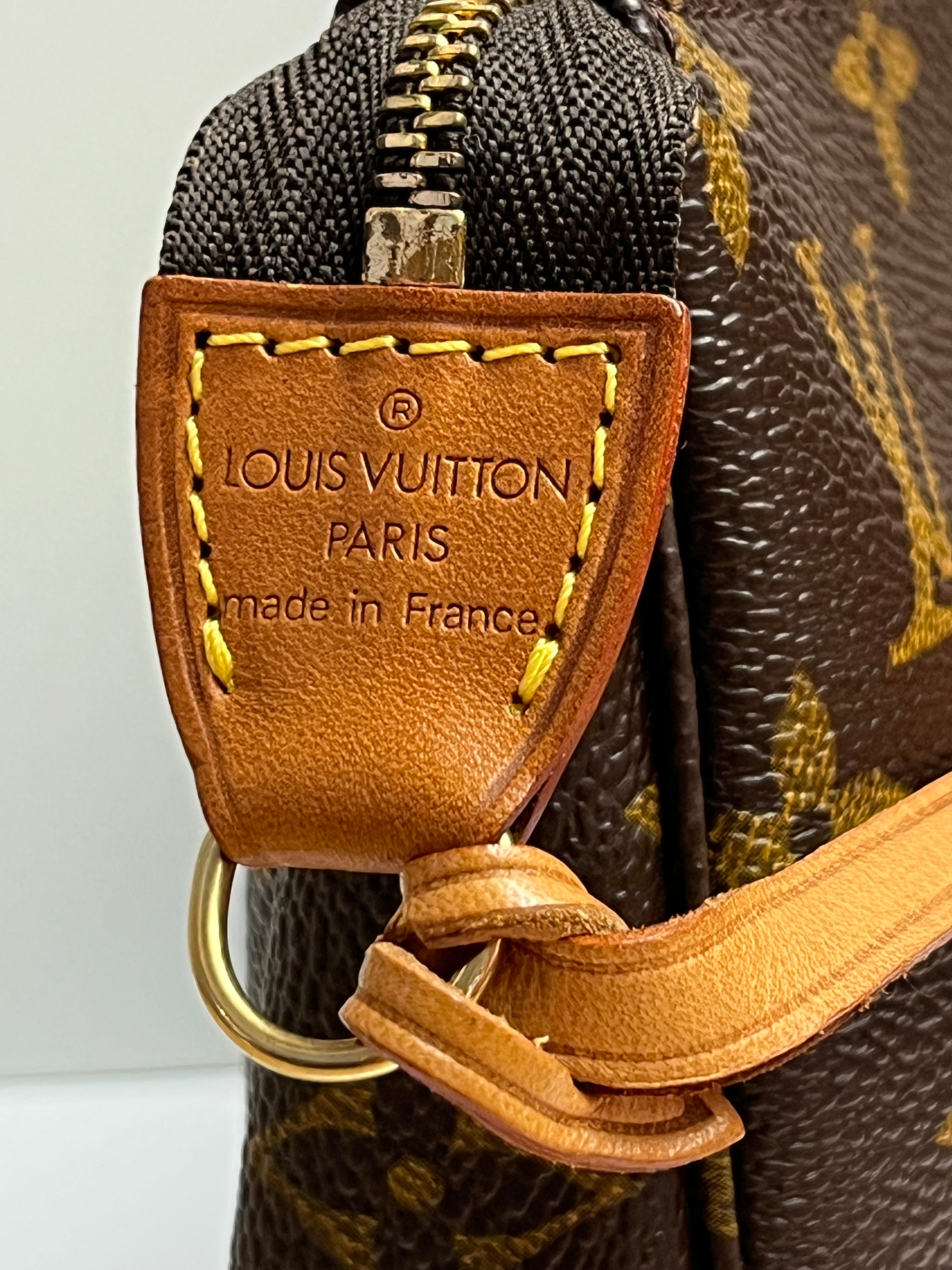 Louis Vuitton Monogram Canvas Pochette Accessoires