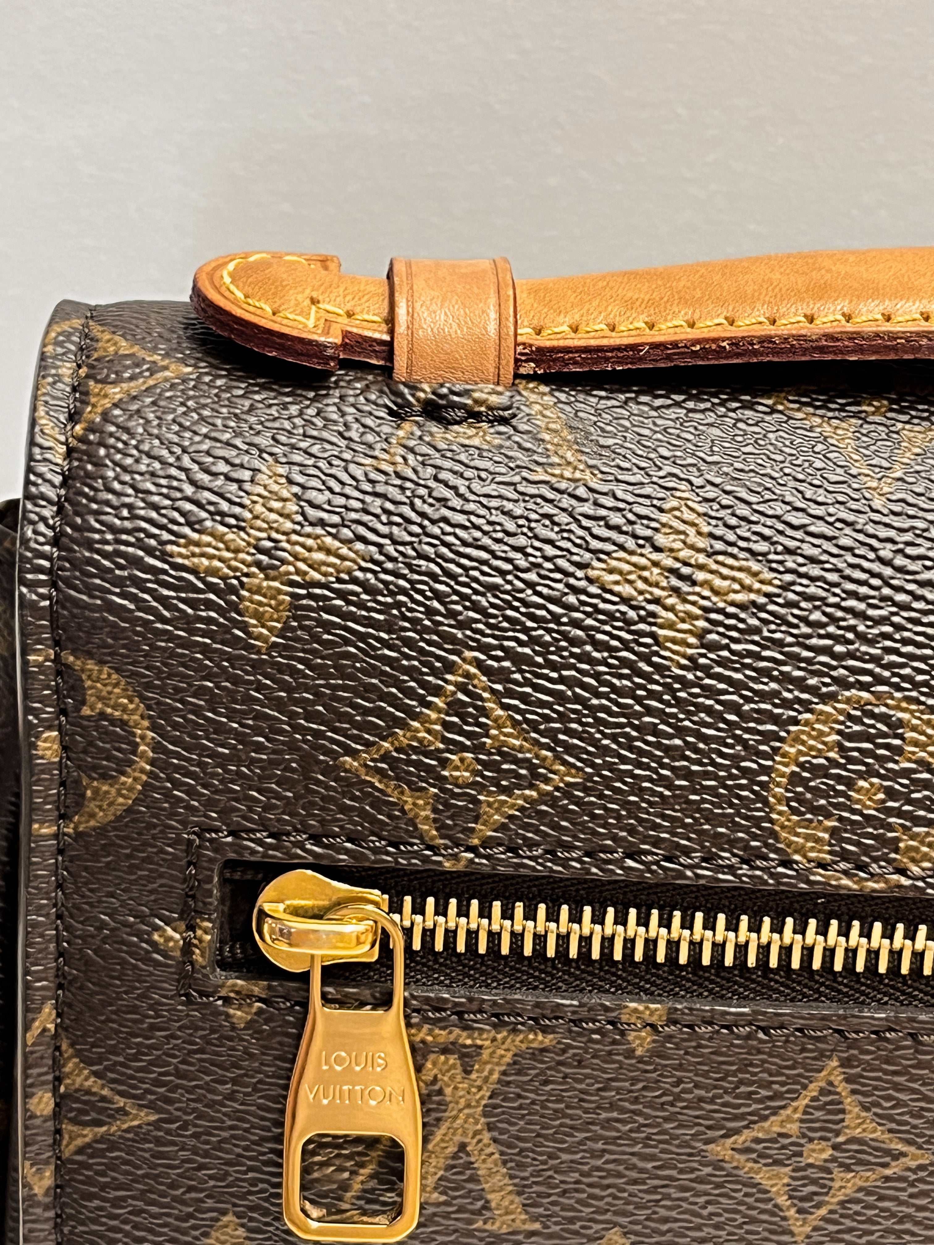 Louis Vuitton Monogram Pochette Metis