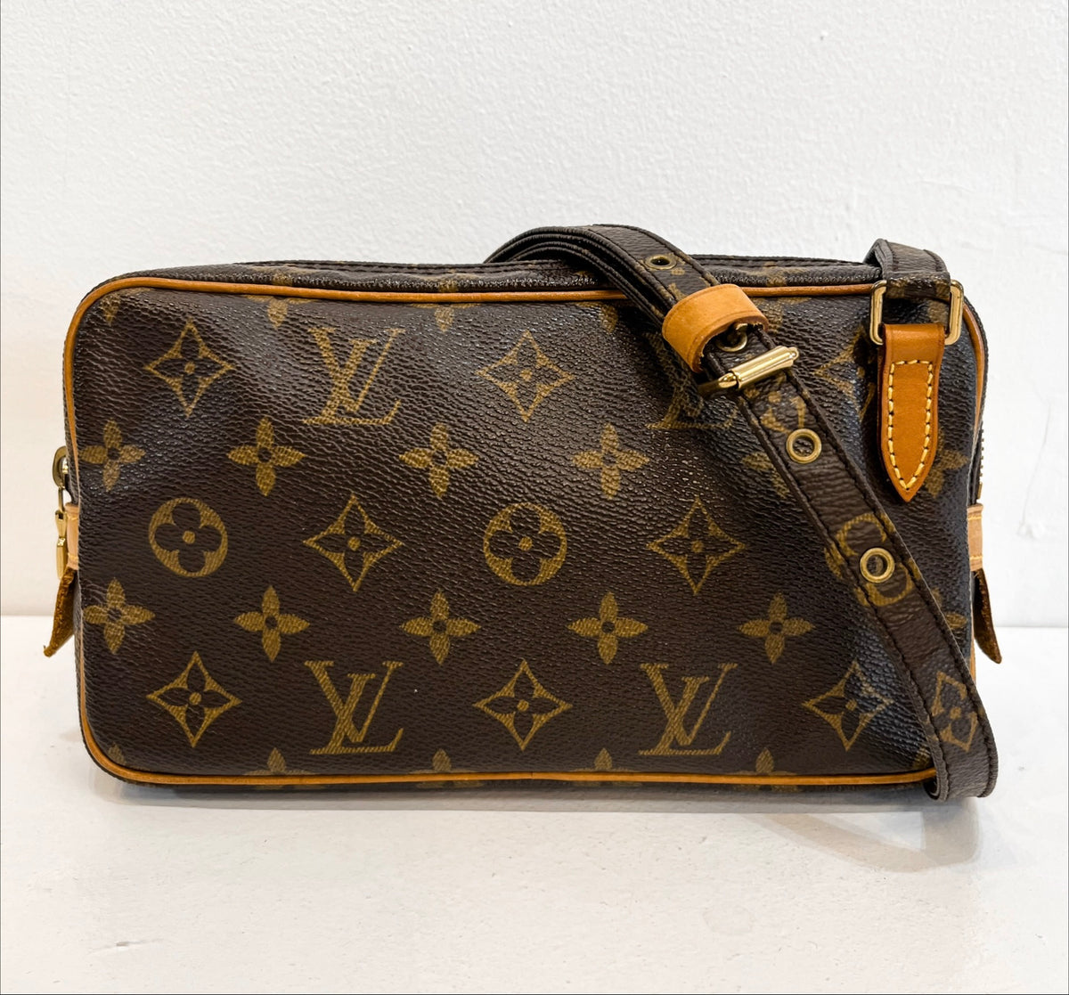 Louis Vuitton Pochette Marly Bandouliere