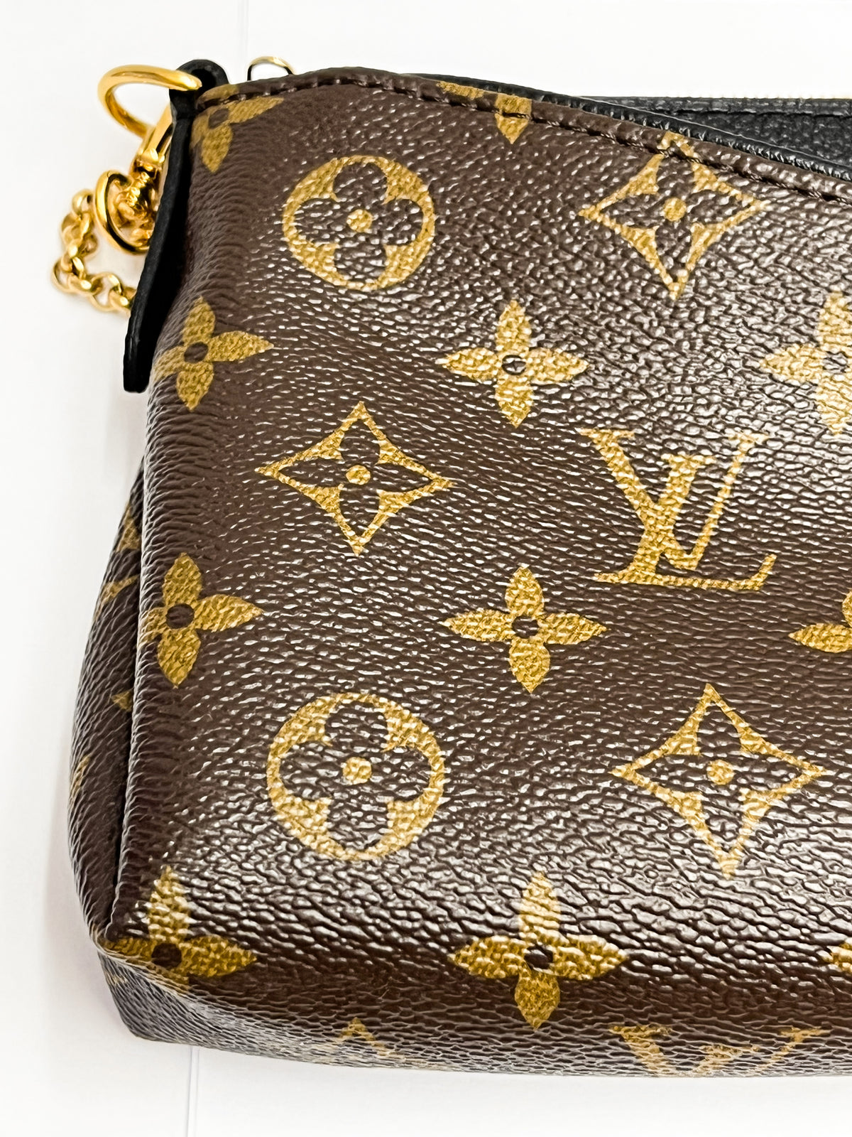 Louis Vuitton Monogram Pallas Clutch