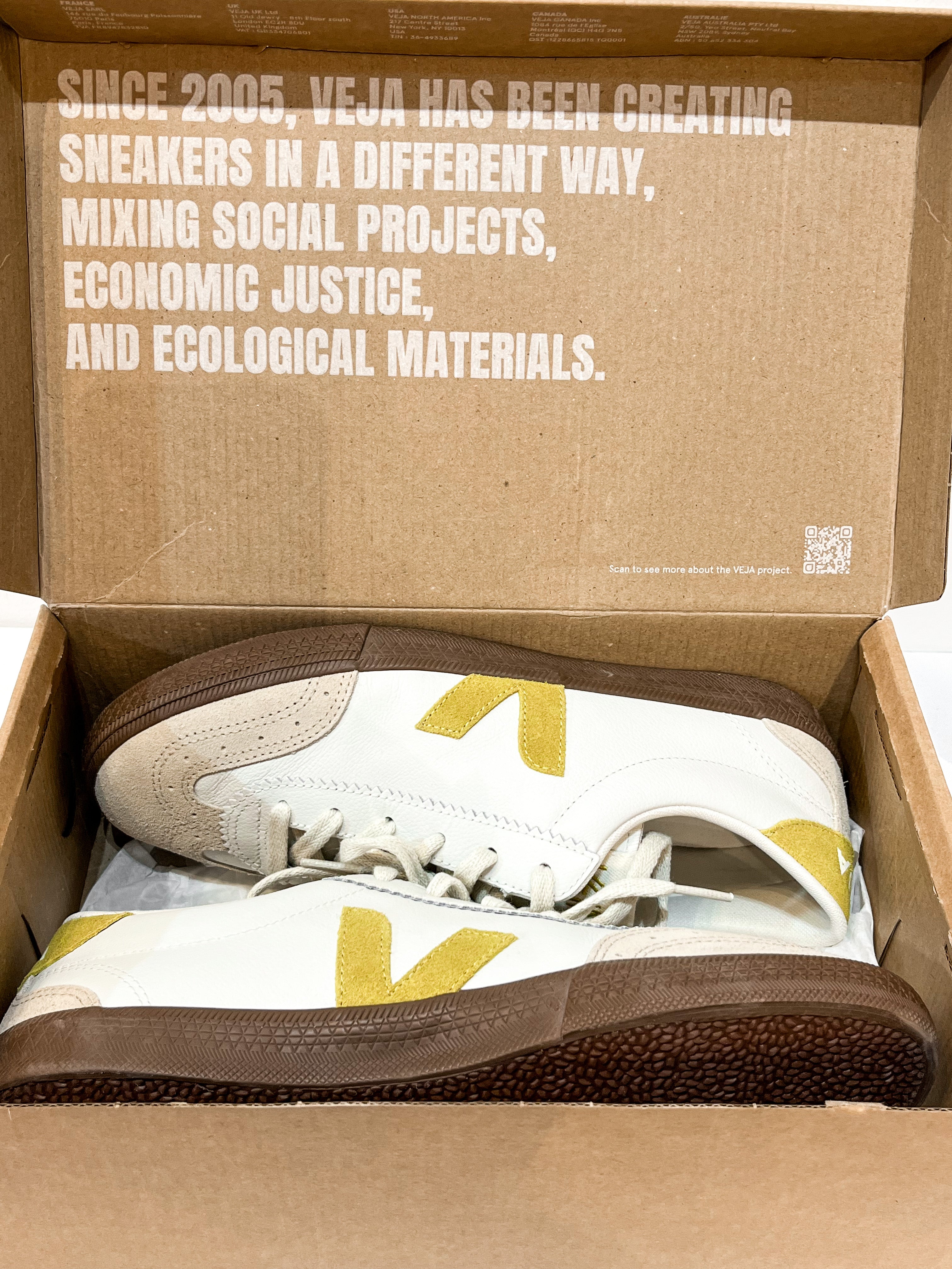Veja Volley Sneakers